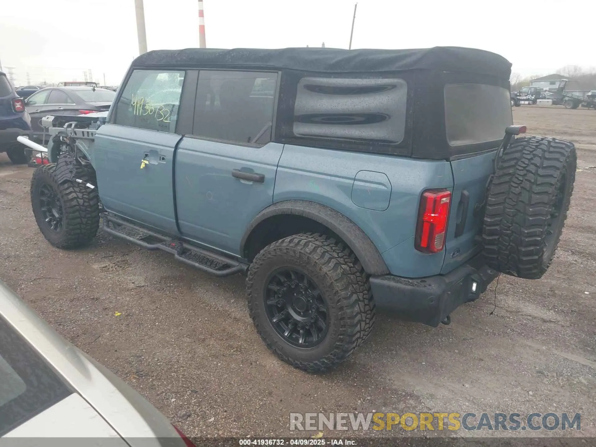 3 fotografías del automóvil dañado 1FMDE5BH1NLB25626 FORD BRONCO 2022