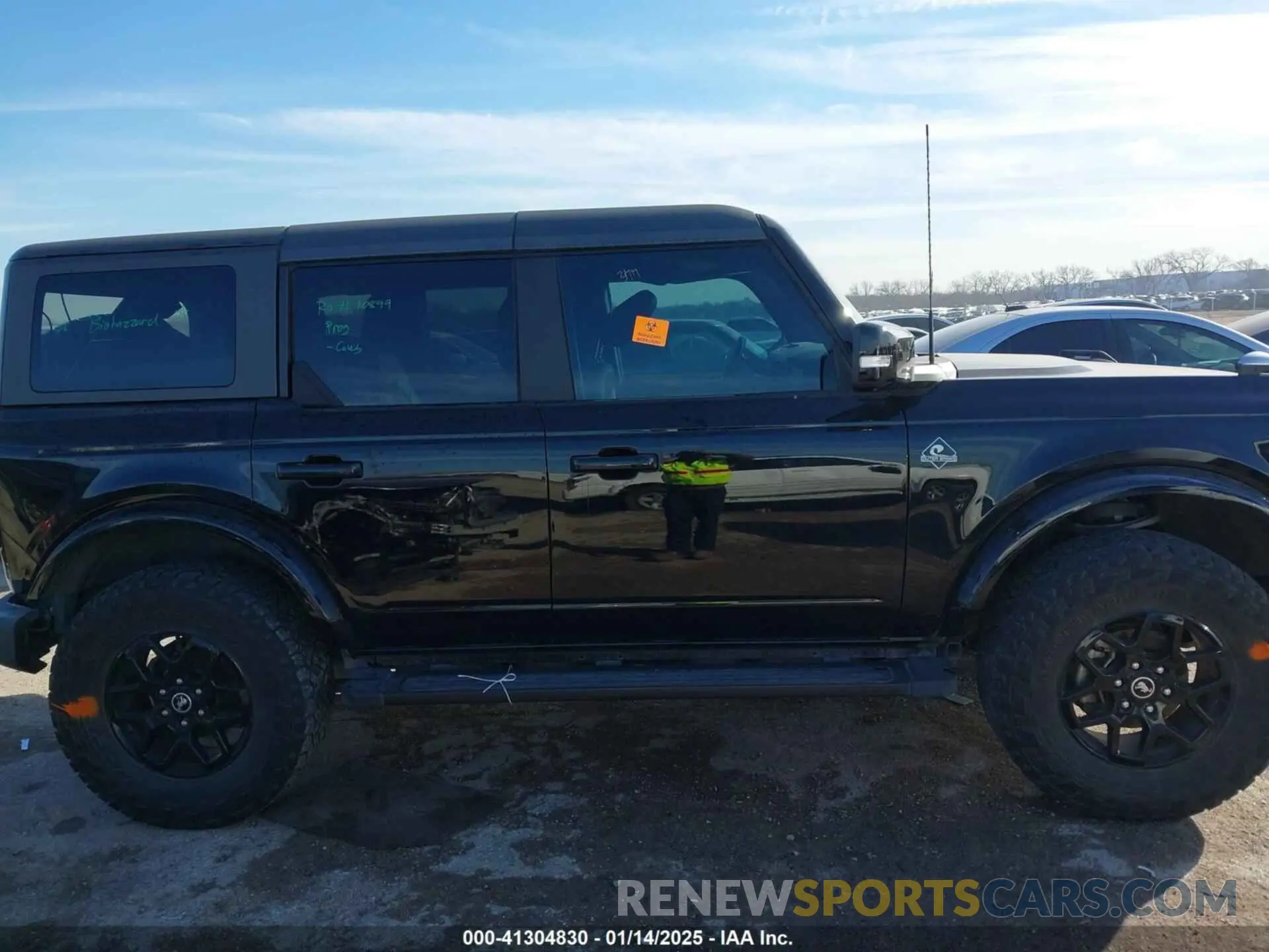 13 fotografías del automóvil dañado 1FMDE5BH2NLB12044 FORD BRONCO 2022