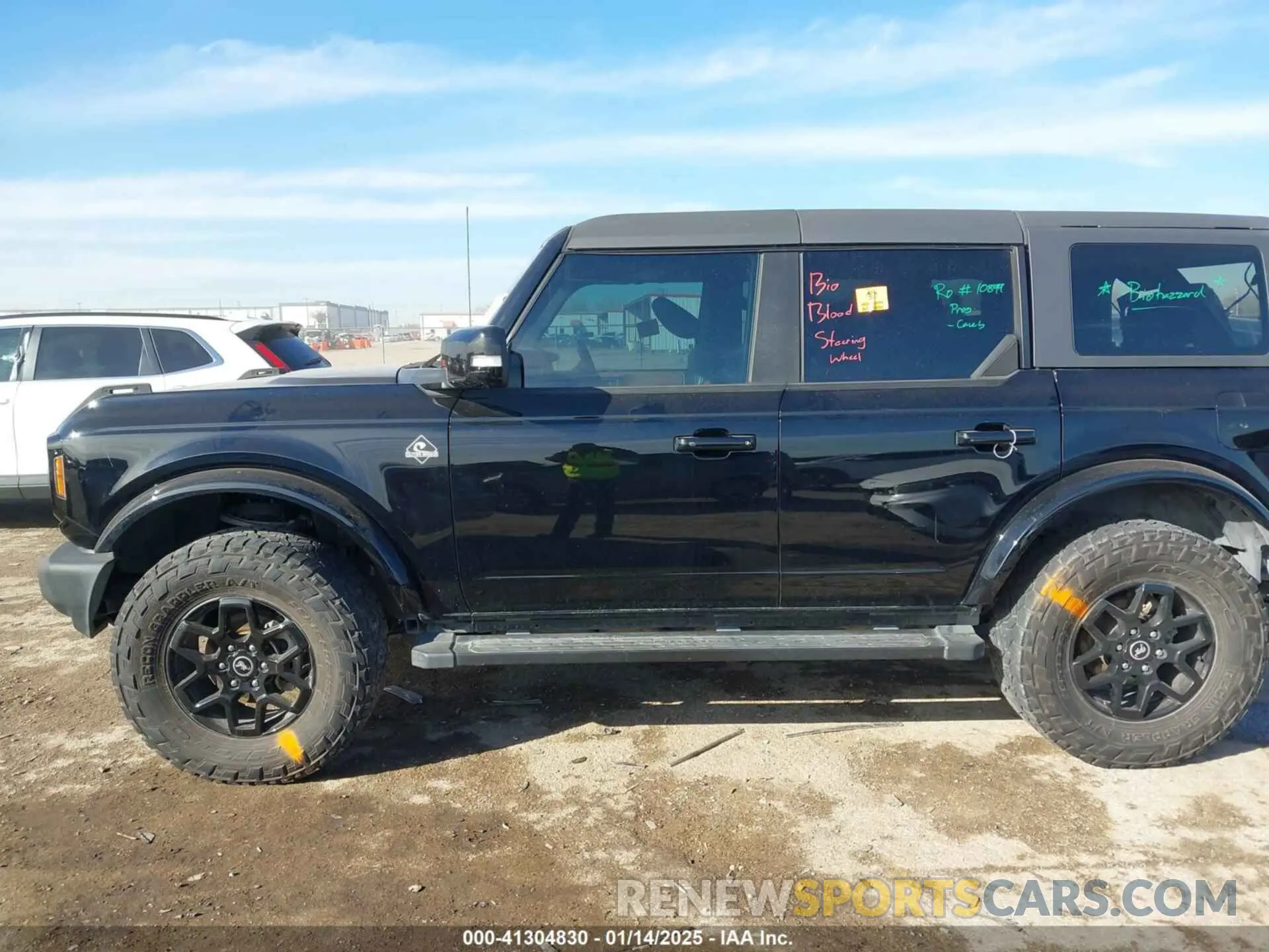 14 fotografías del automóvil dañado 1FMDE5BH2NLB12044 FORD BRONCO 2022