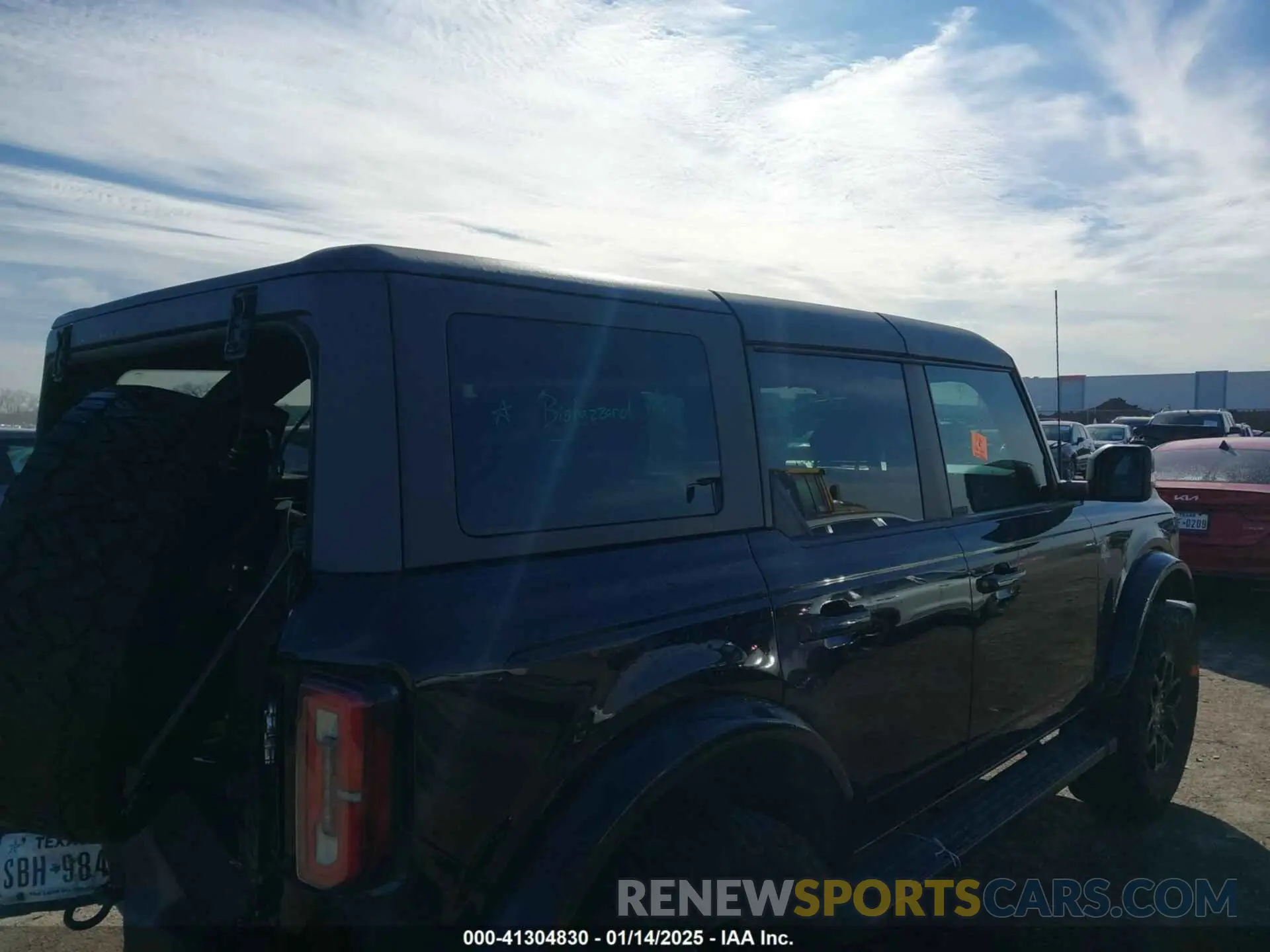 4 fotografías del automóvil dañado 1FMDE5BH2NLB12044 FORD BRONCO 2022