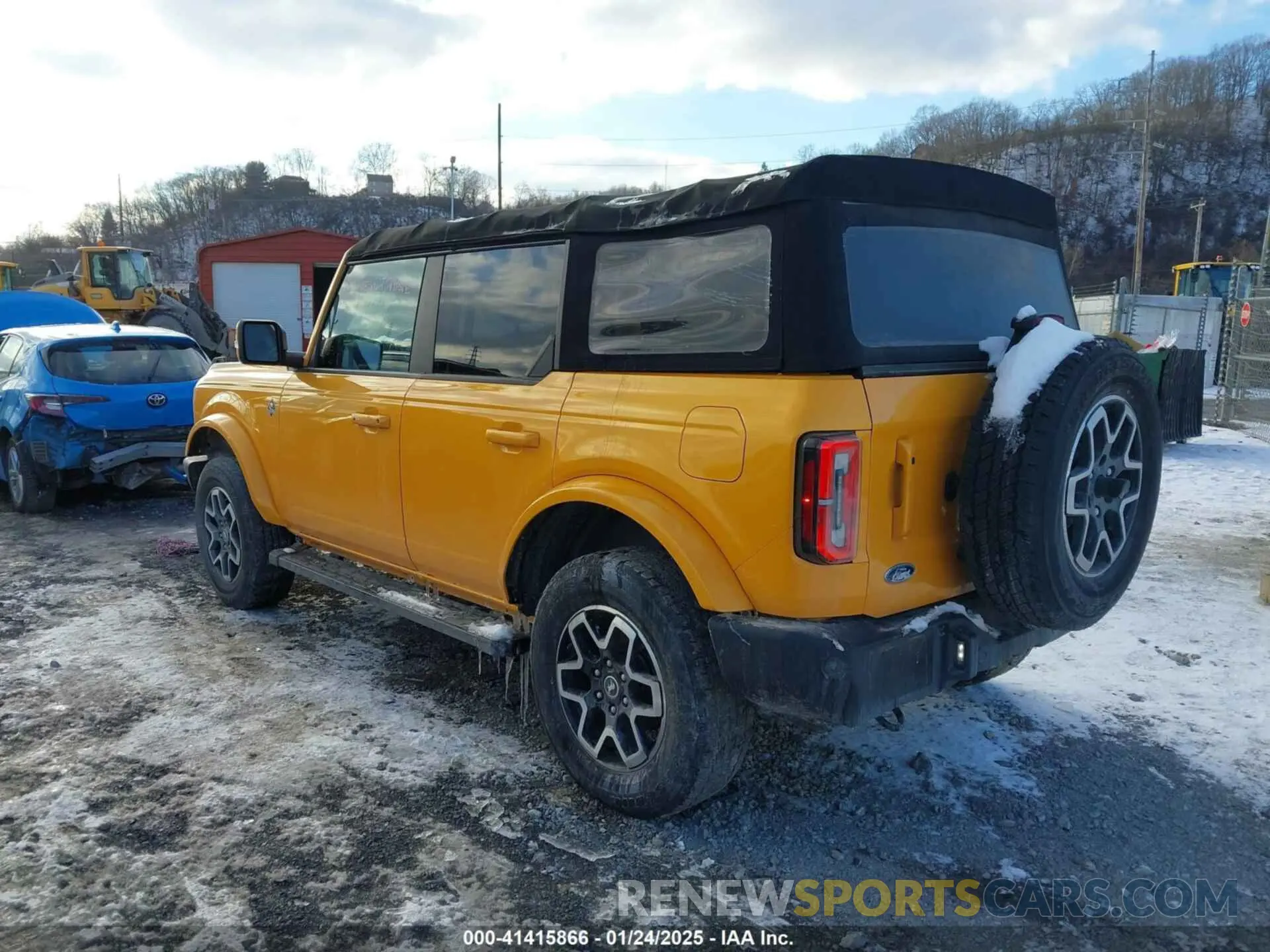 3 fotografías del automóvil dañado 1FMDE5BH3NLB86007 FORD BRONCO 2022