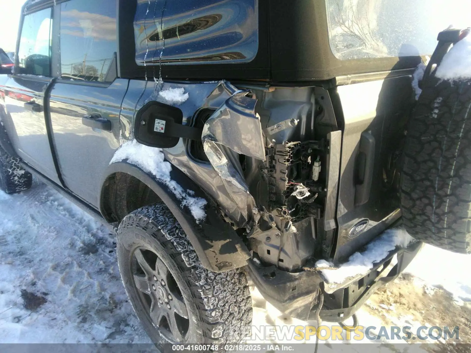 6 fotografías del automóvil dañado 1FMDE5BH4NLA84313 FORD BRONCO 2022