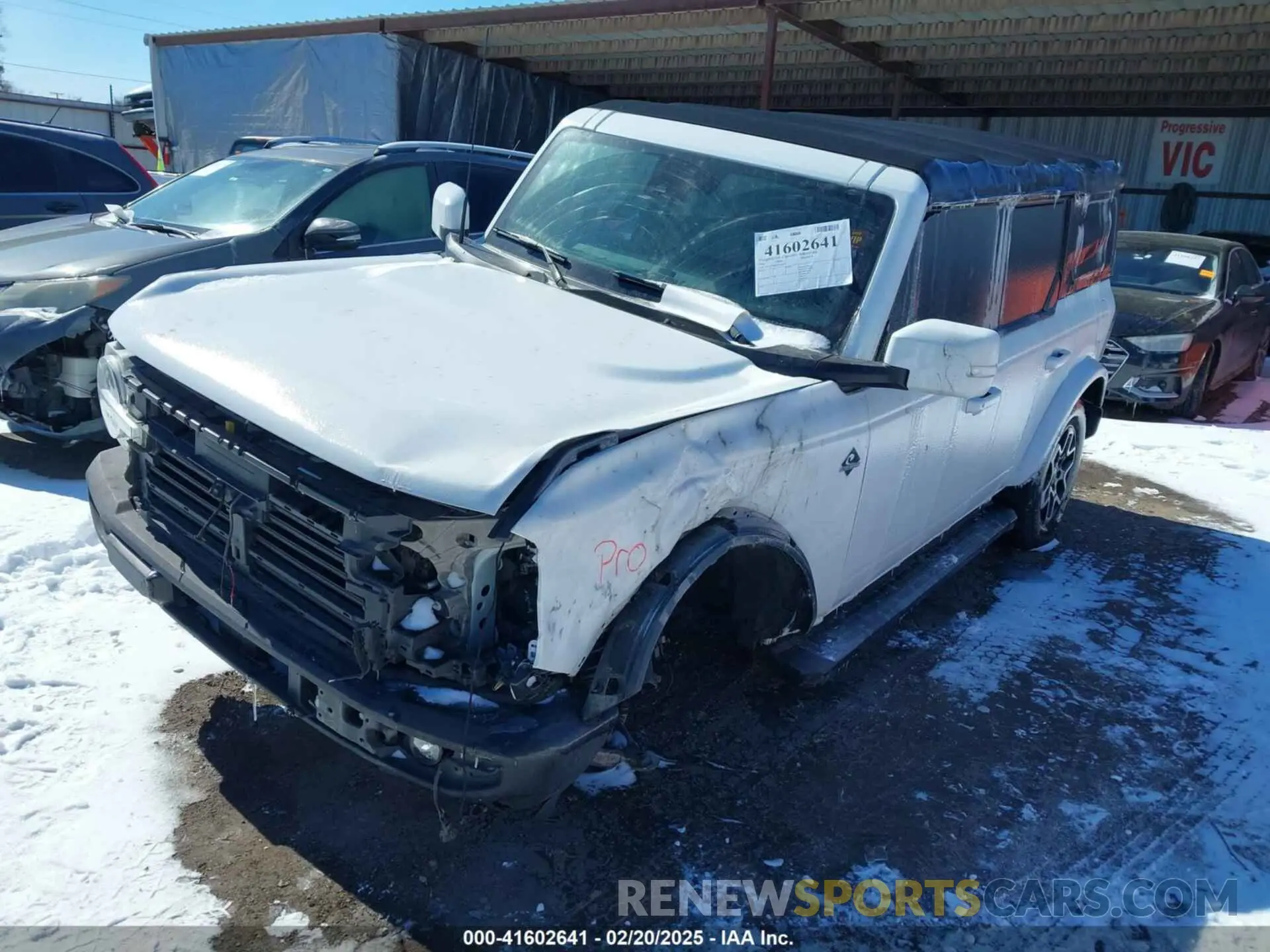 2 fotografías del automóvil dañado 1FMDE5BH4NLA99085 FORD BRONCO 2022