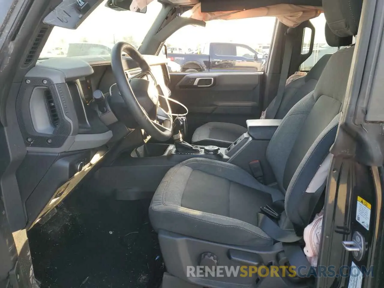 7 fotografías del automóvil dañado 1FMDE5BH5NLA74082 FORD BRONCO 2022