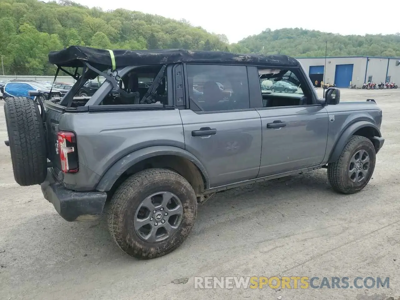 3 fotografías del automóvil dañado 1FMDE5BH5NLB25483 FORD BRONCO 2022