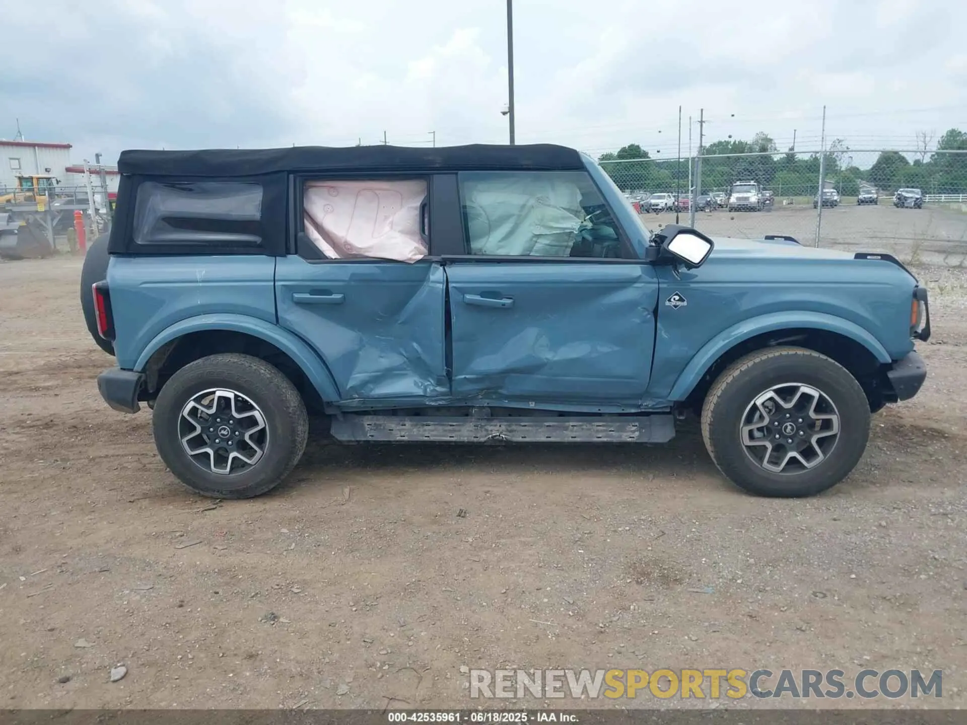 13 fotografías del automóvil dañado 1FMDE5BH6NLB76667 FORD BRONCO 2022