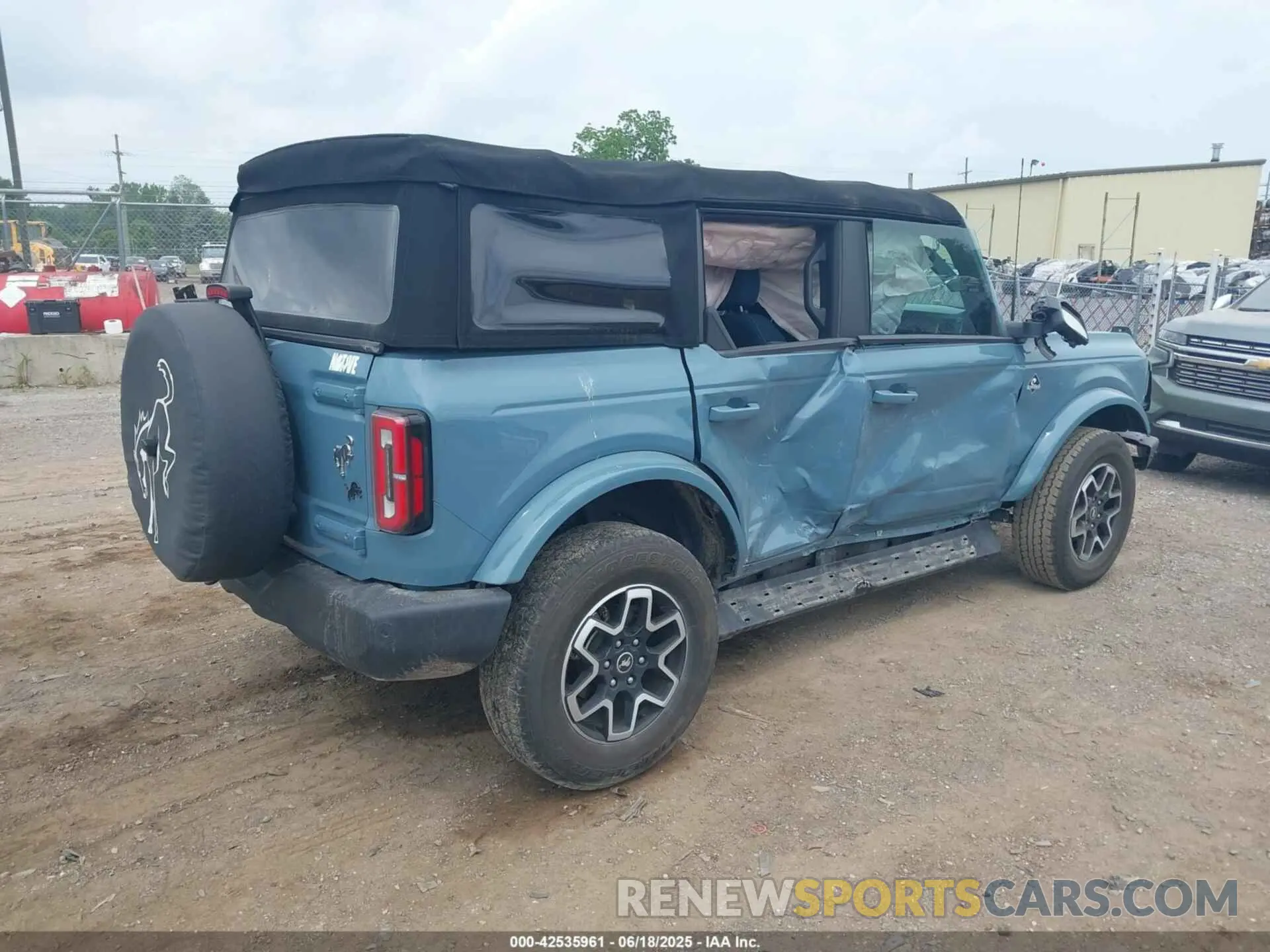 4 fotografías del automóvil dañado 1FMDE5BH6NLB76667 FORD BRONCO 2022