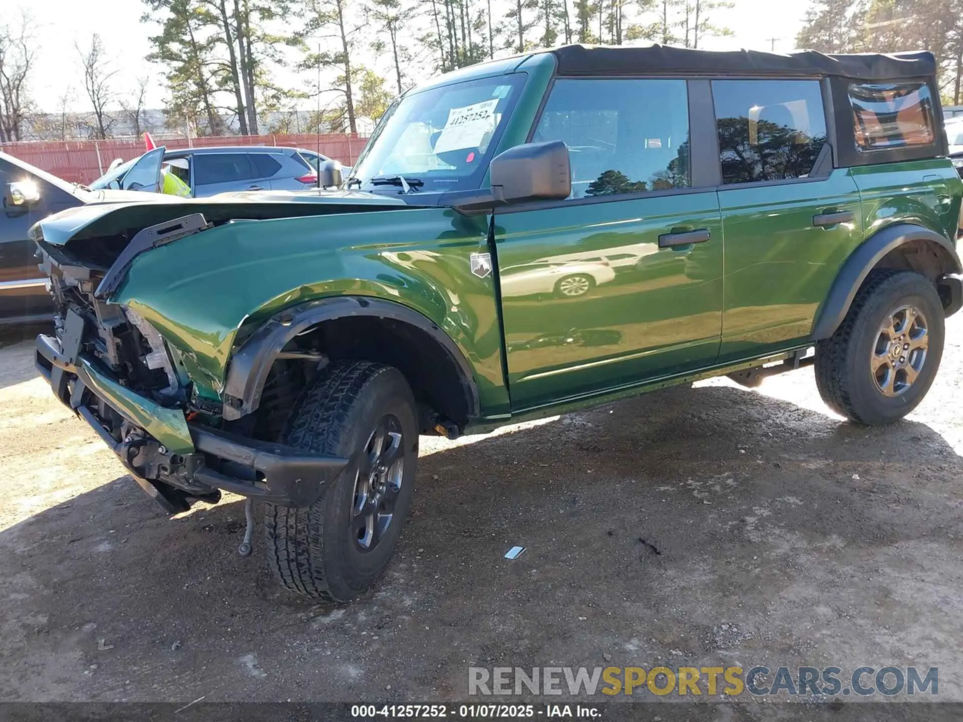 2 fotografías del automóvil dañado 1FMDE5BH8NLB01842 FORD BRONCO 2022