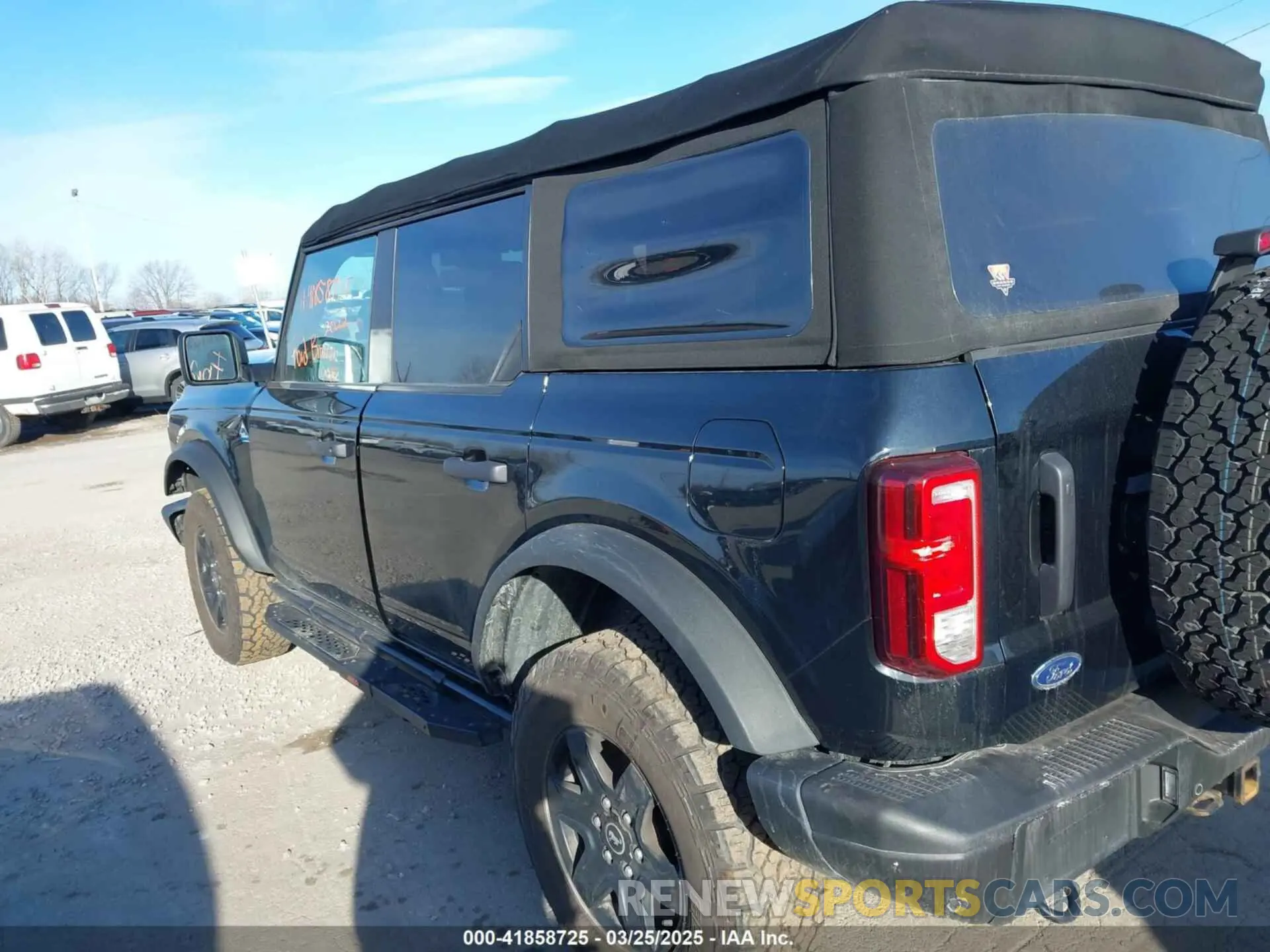 14 fotografías del automóvil dañado 1FMDE5BH9NLB25616 FORD BRONCO 2022