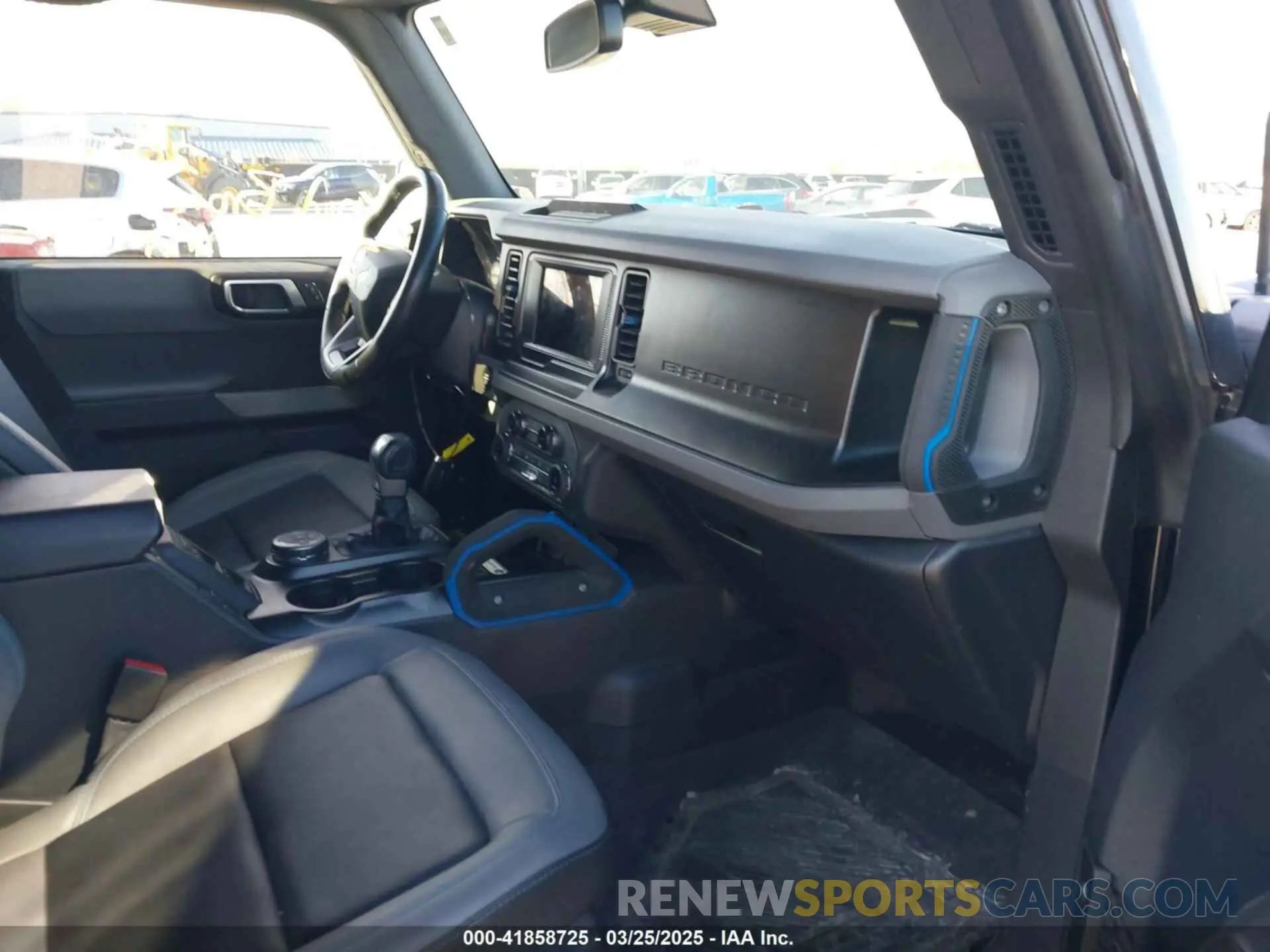 5 fotografías del automóvil dañado 1FMDE5BH9NLB25616 FORD BRONCO 2022
