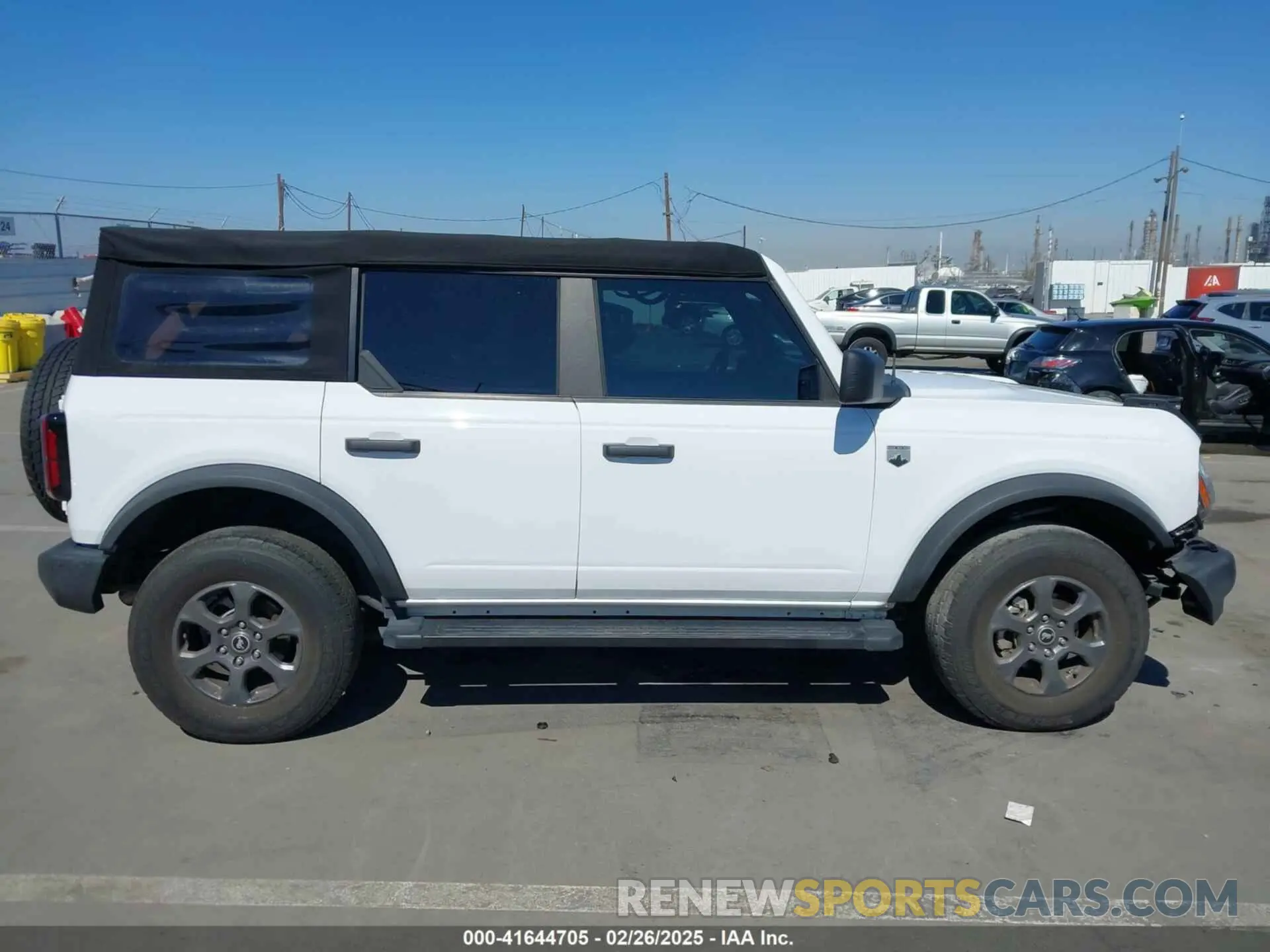 14 fotografías del automóvil dañado 1FMDE5BH9NLB39810 FORD BRONCO 2022
