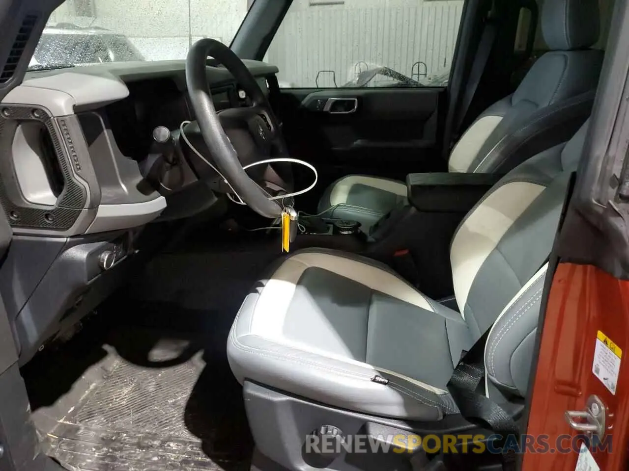 7 fotografías del automóvil dañado 1FMDE5BH9NLB59829 FORD BRONCO 2022