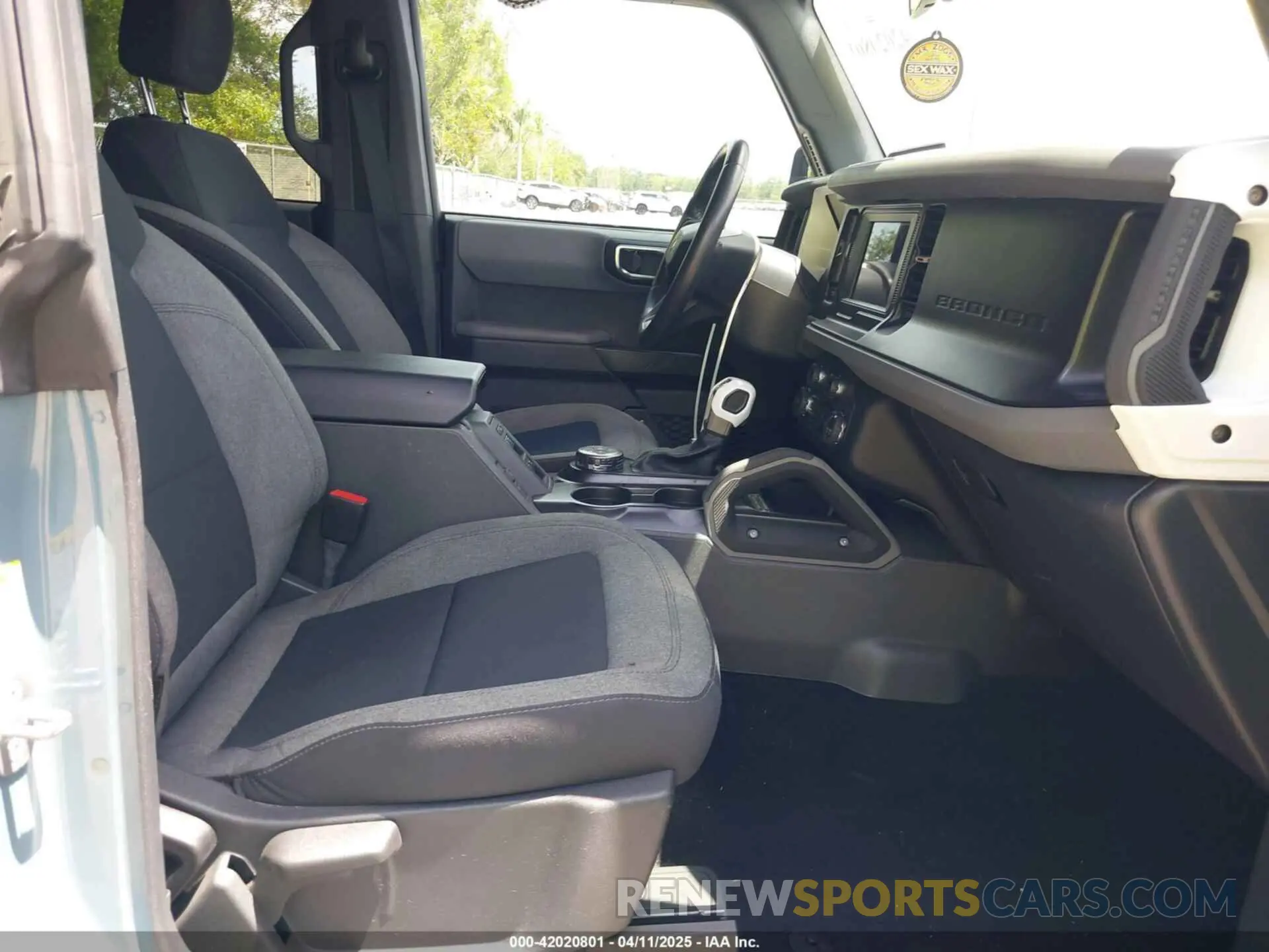 5 fotografías del automóvil dañado 1FMDE5BH9NLB83791 FORD BRONCO 2022