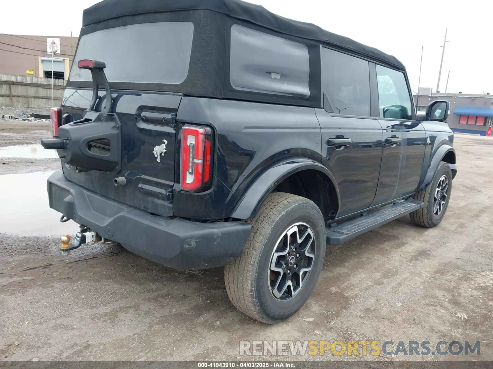 4 fotografías del automóvil dañado 1FMDE5BH9NLB84598 FORD BRONCO 2022