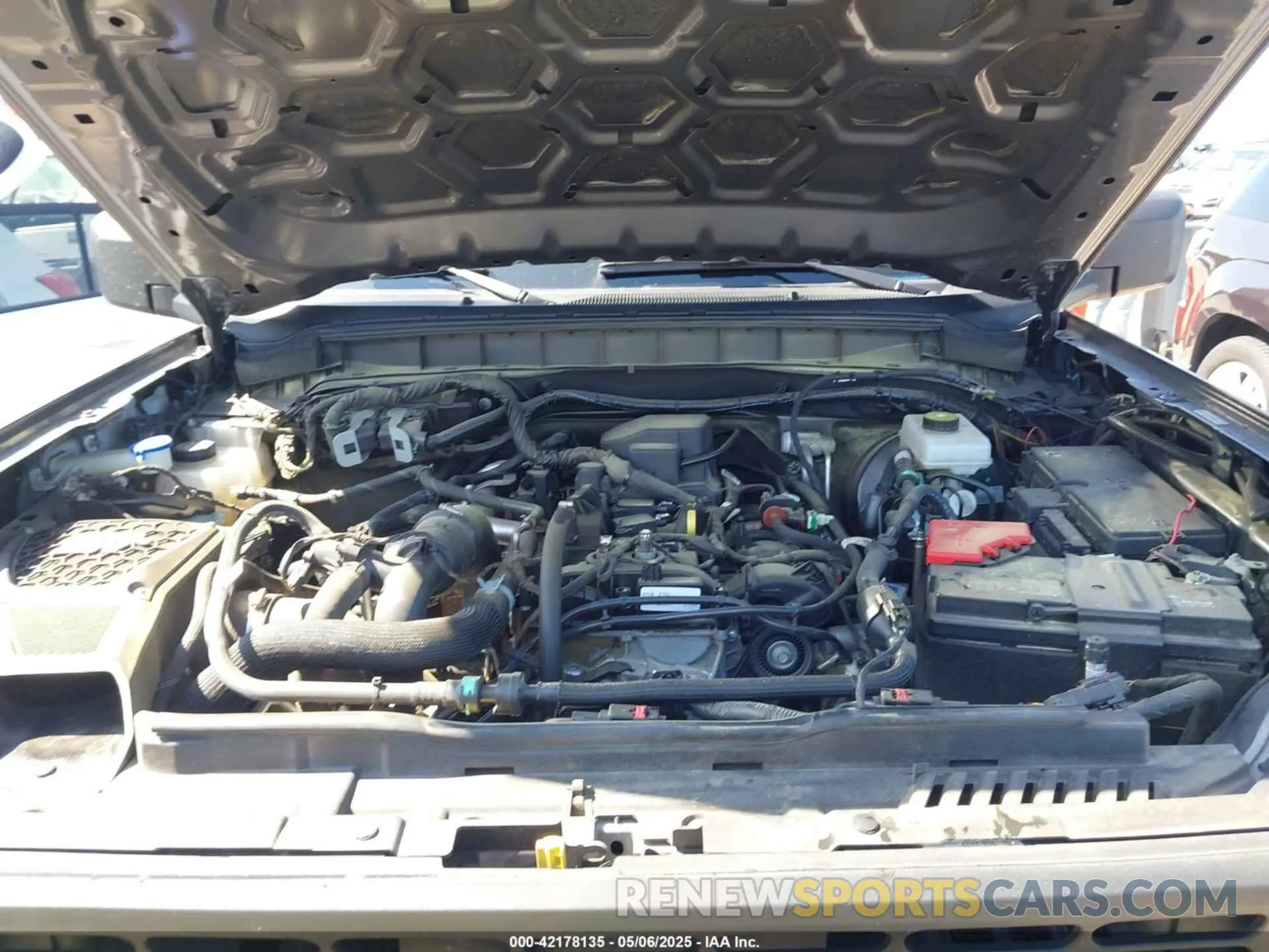 10 fotografías del automóvil dañado 1FMDE5BH9NLB87372 FORD BRONCO 2022