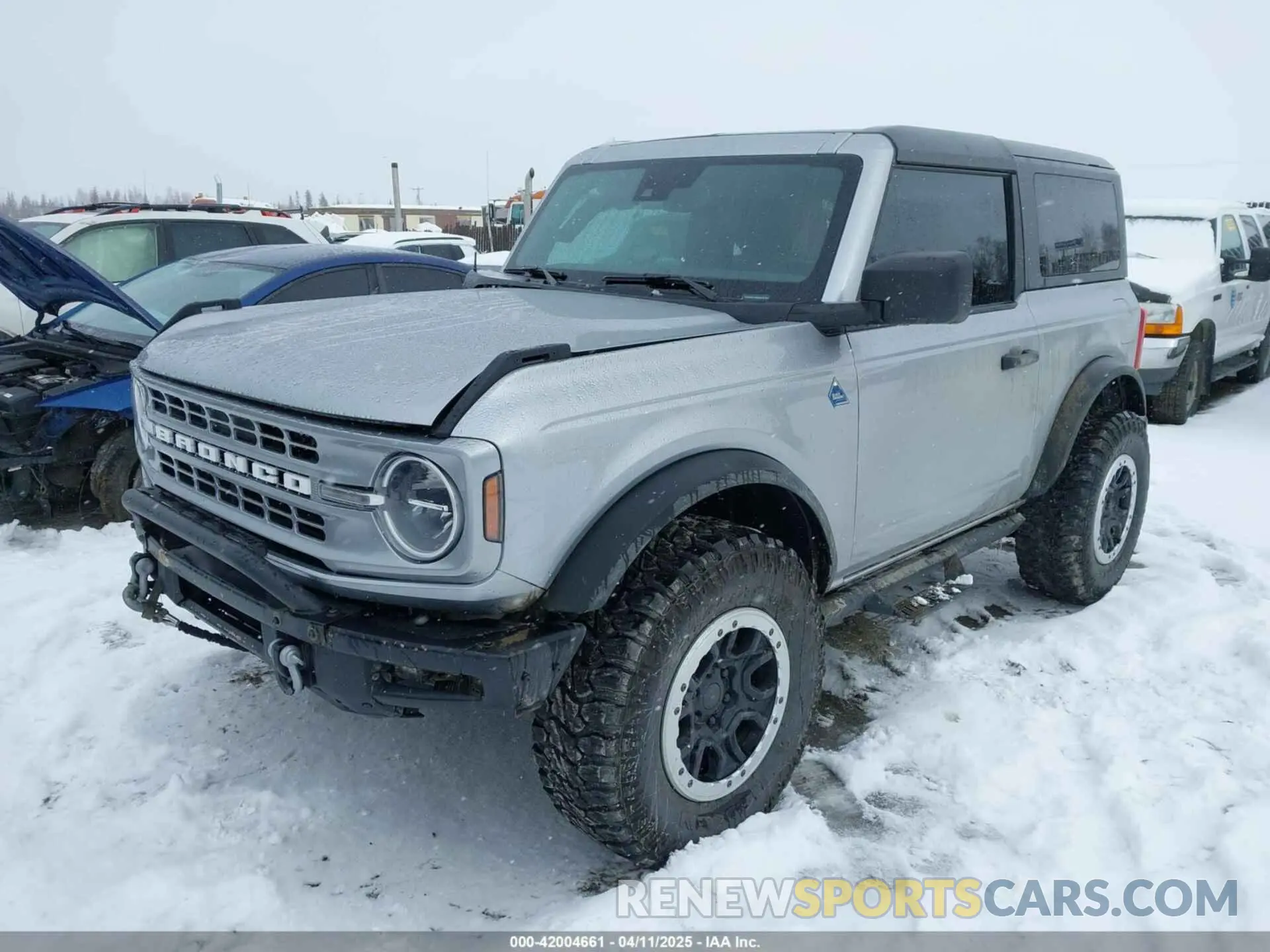 2 fotografías del automóvil dañado 1FMDE5CH7NLB09378 FORD BRONCO 2022