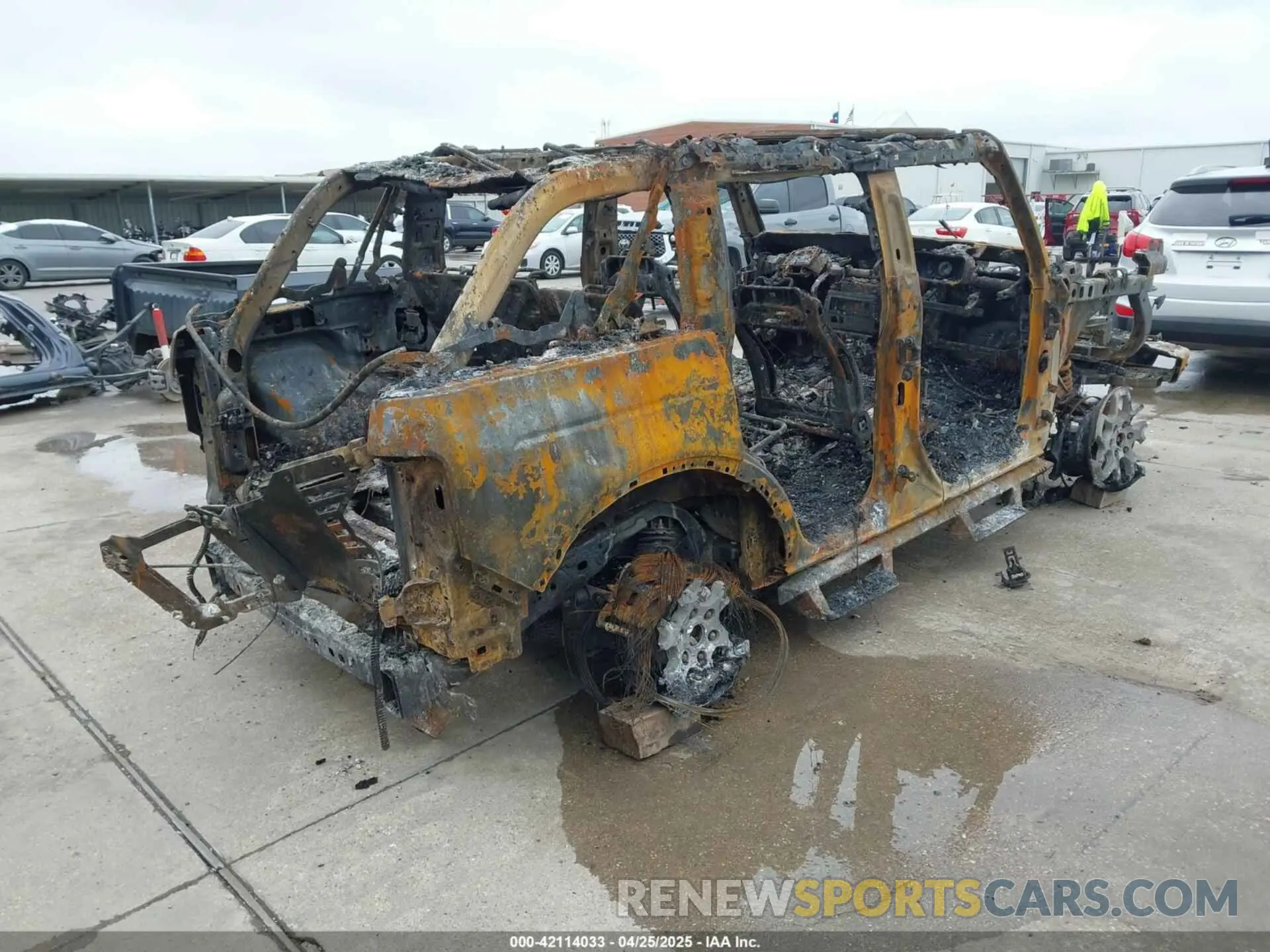 4 fotografías del automóvil dañado 1FMDE5DH5NLB78486 FORD BRONCO 2022