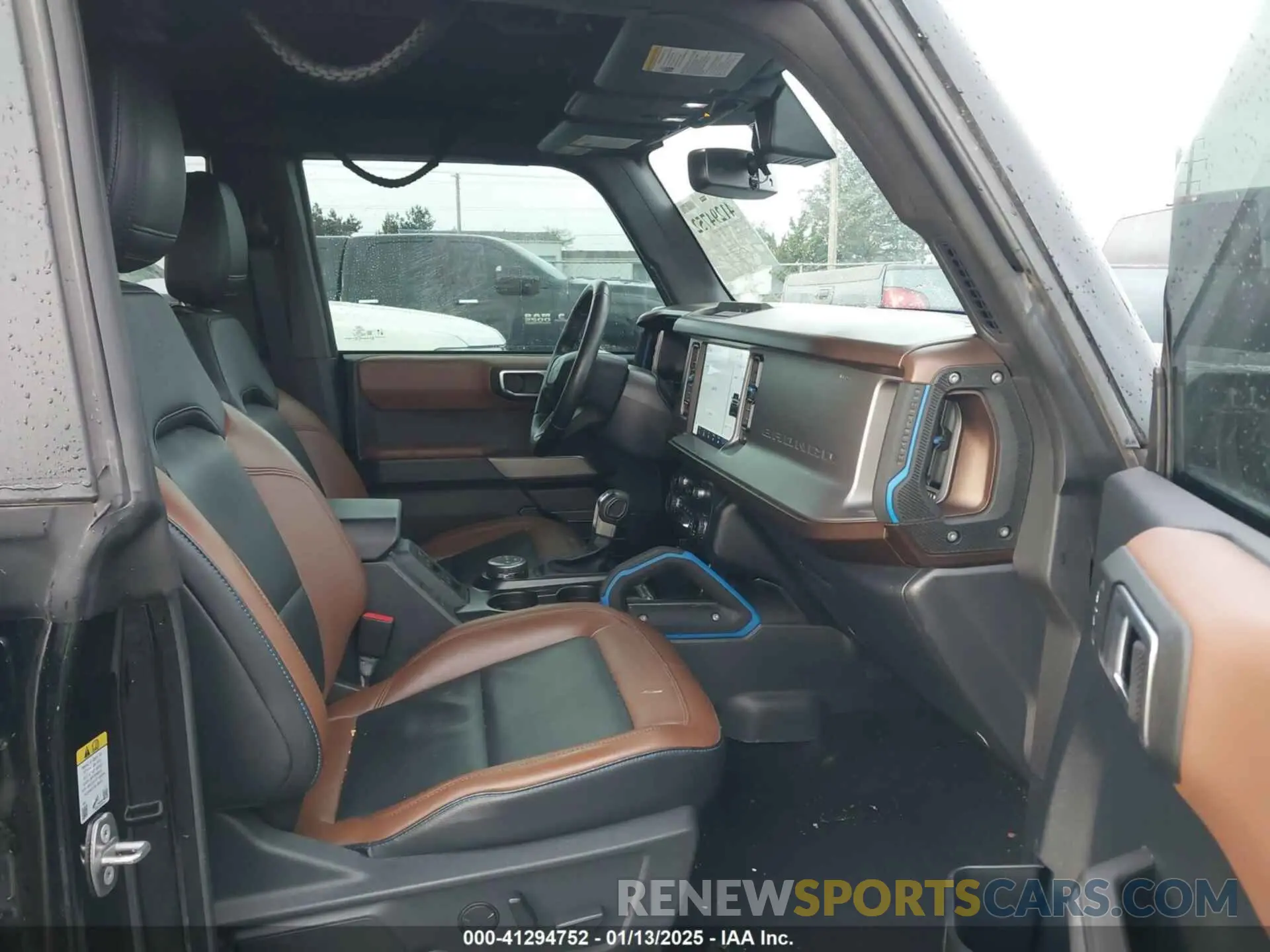 5 fotografías del automóvil dañado 1FMEE5BP9NLB60734 FORD BRONCO 2022