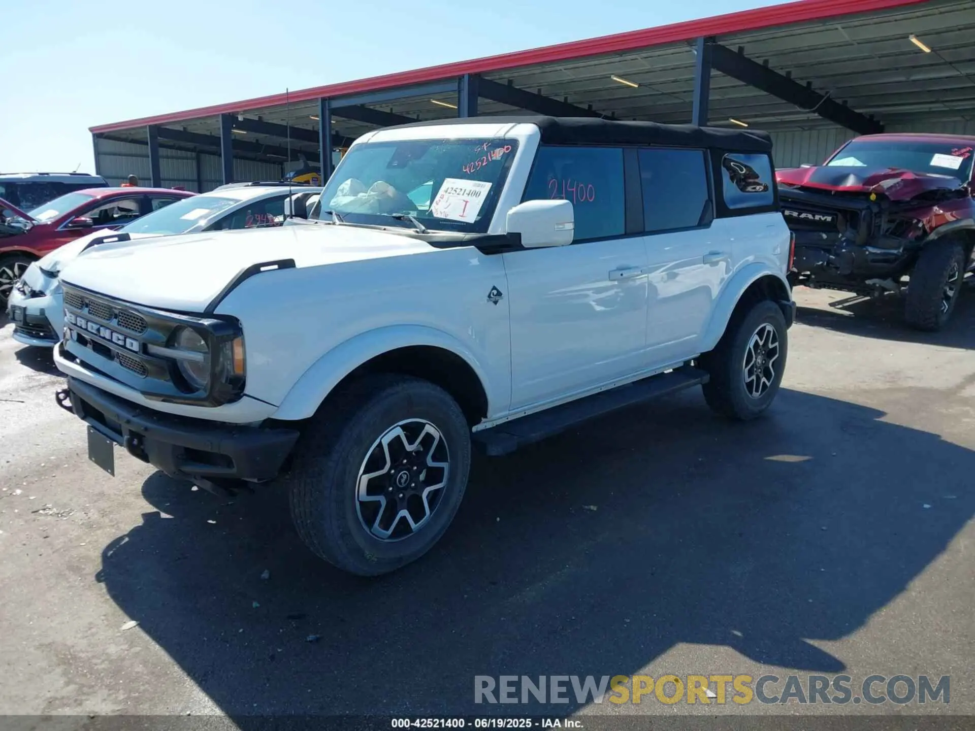 2 fotografías del automóvil dañado 1FMEE5BPXNLB21960 FORD BRONCO 2022