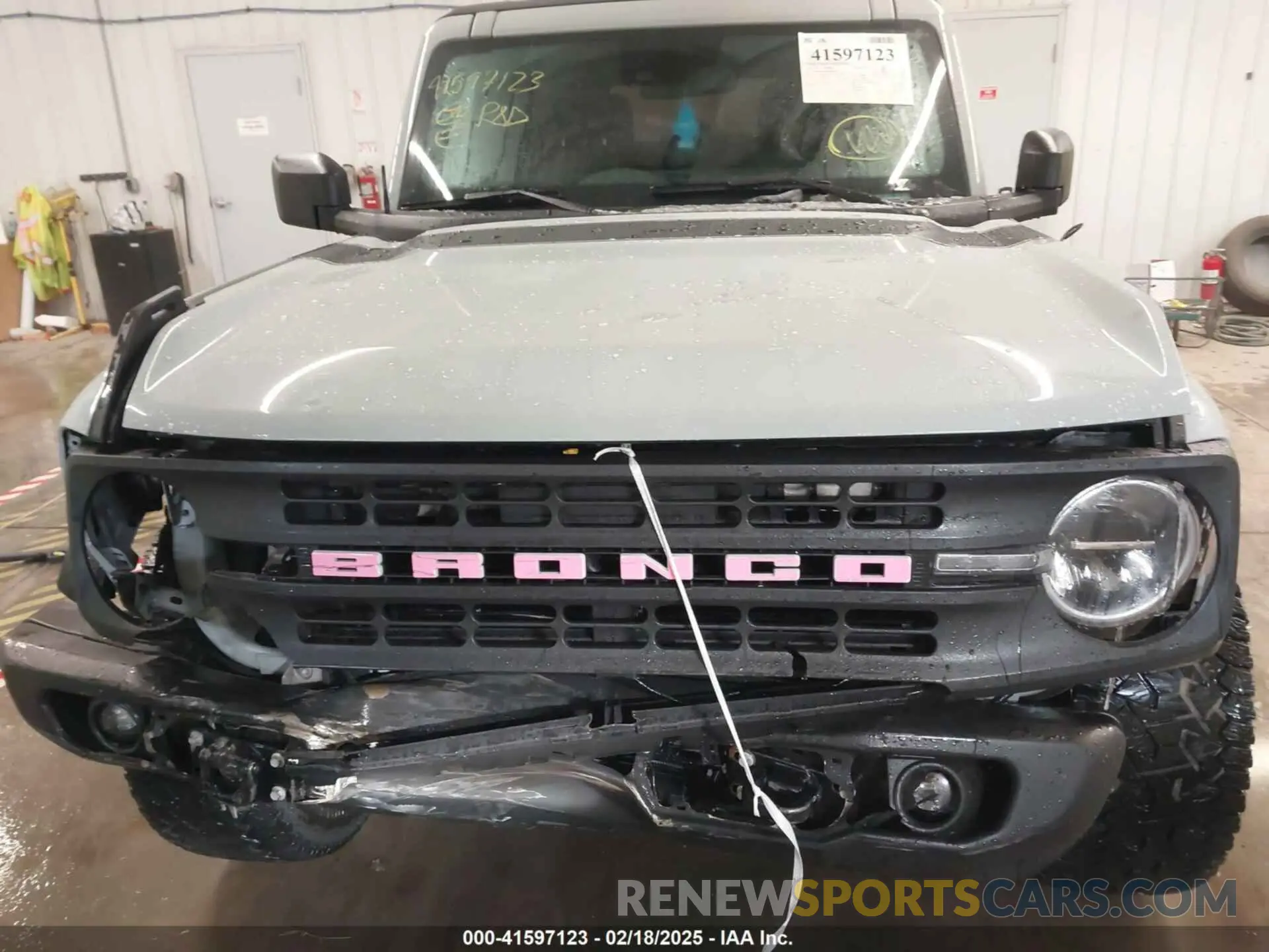 13 fotografías del automóvil dañado 1FMEE5DH4NLB88639 FORD BRONCO 2022