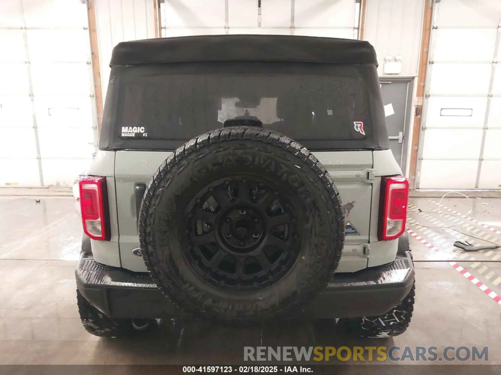 17 fotografías del automóvil dañado 1FMEE5DH4NLB88639 FORD BRONCO 2022