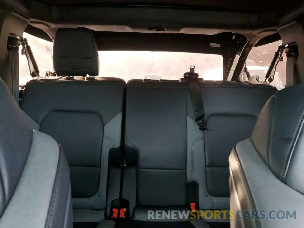 10 fotografías del automóvil dañado 1FMEE5DH8NLB29609 FORD BRONCO 2022