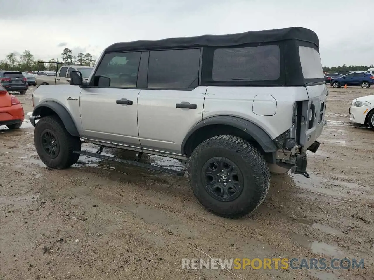 2 fotografías del automóvil dañado 1FMEE5DP0NLA72068 FORD BRONCO 2022