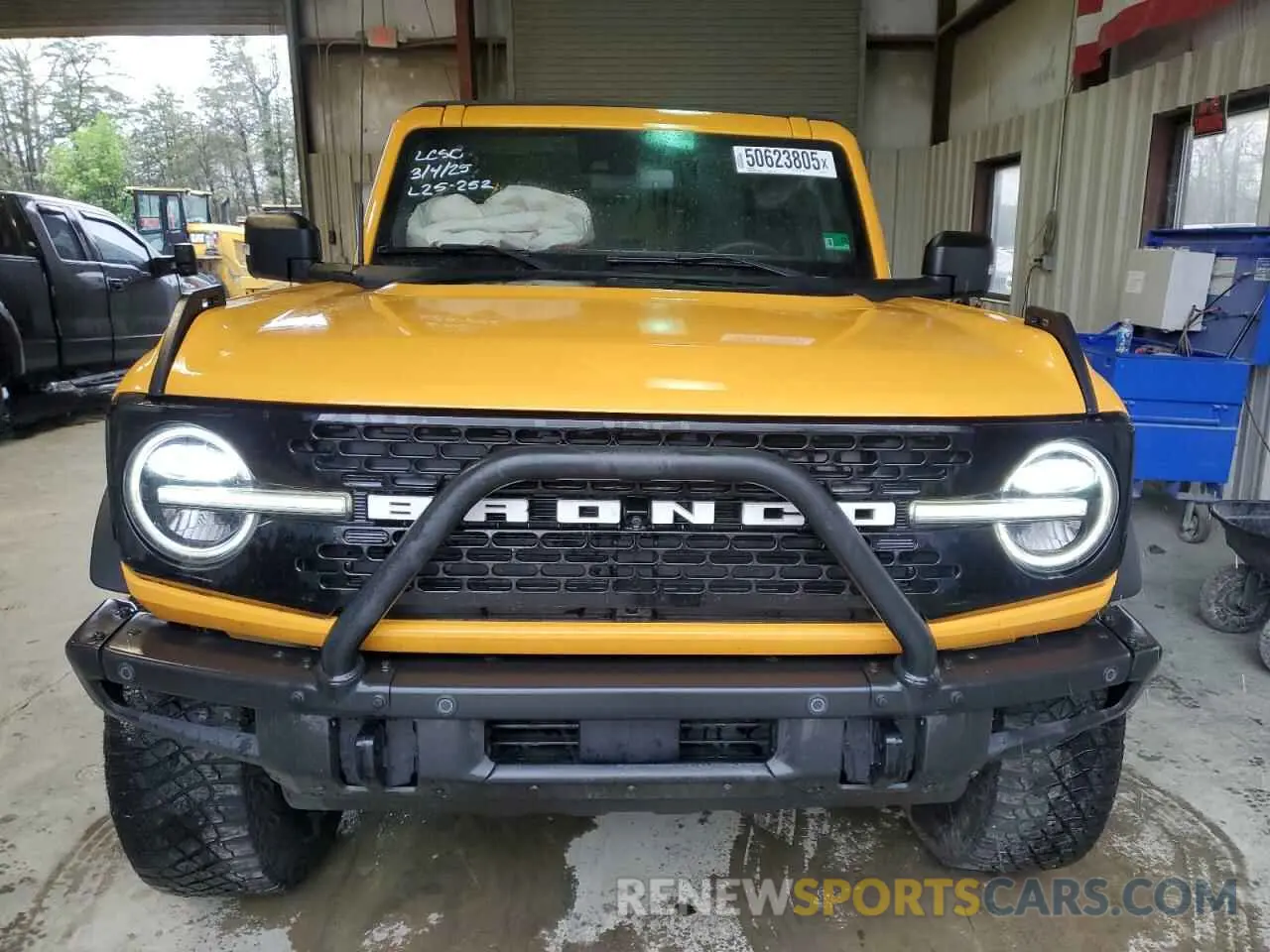 5 fotografías del automóvil dañado 1FMEE5DP1NLA92717 FORD BRONCO 2022