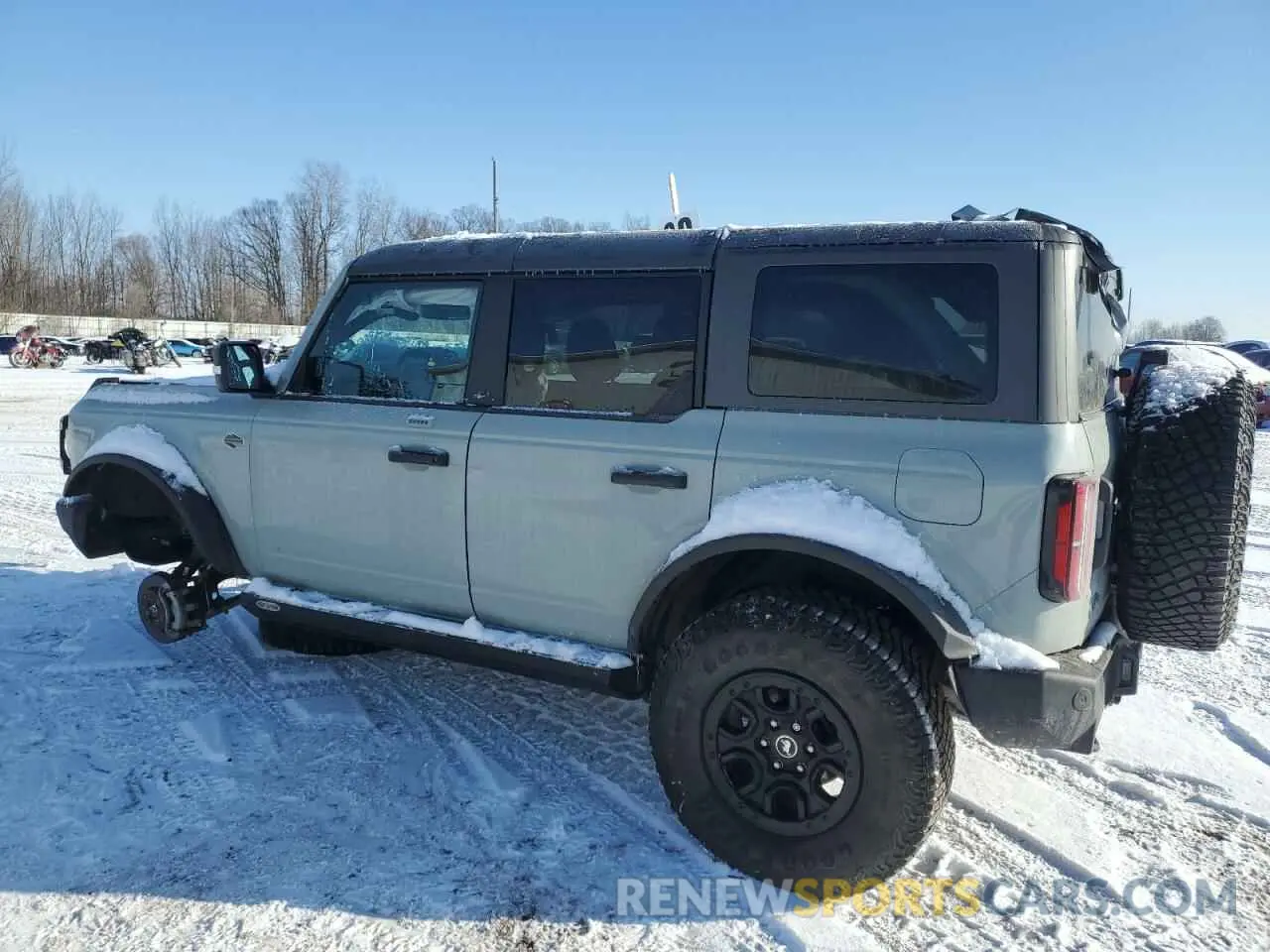 2 fotografías del automóvil dañado 1FMEE5DP6NLA73872 FORD BRONCO 2022