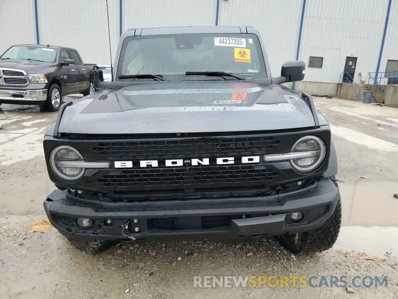 5 fotografías del automóvil dañado 1FMEE5DP7NLA80555 FORD BRONCO 2022