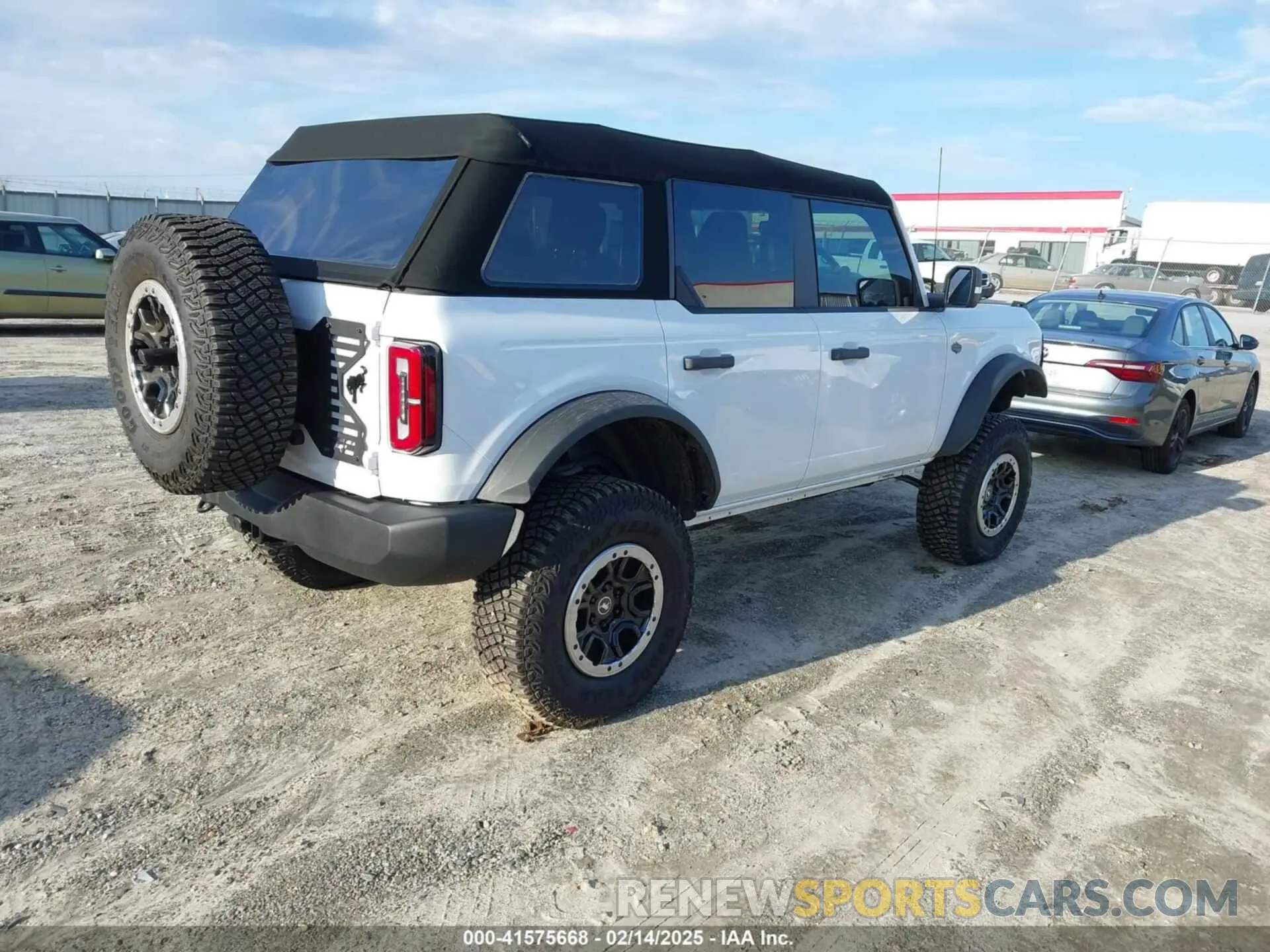 4 fotografías del automóvil dañado 1FMEE5DP7NLB41371 FORD BRONCO 2022