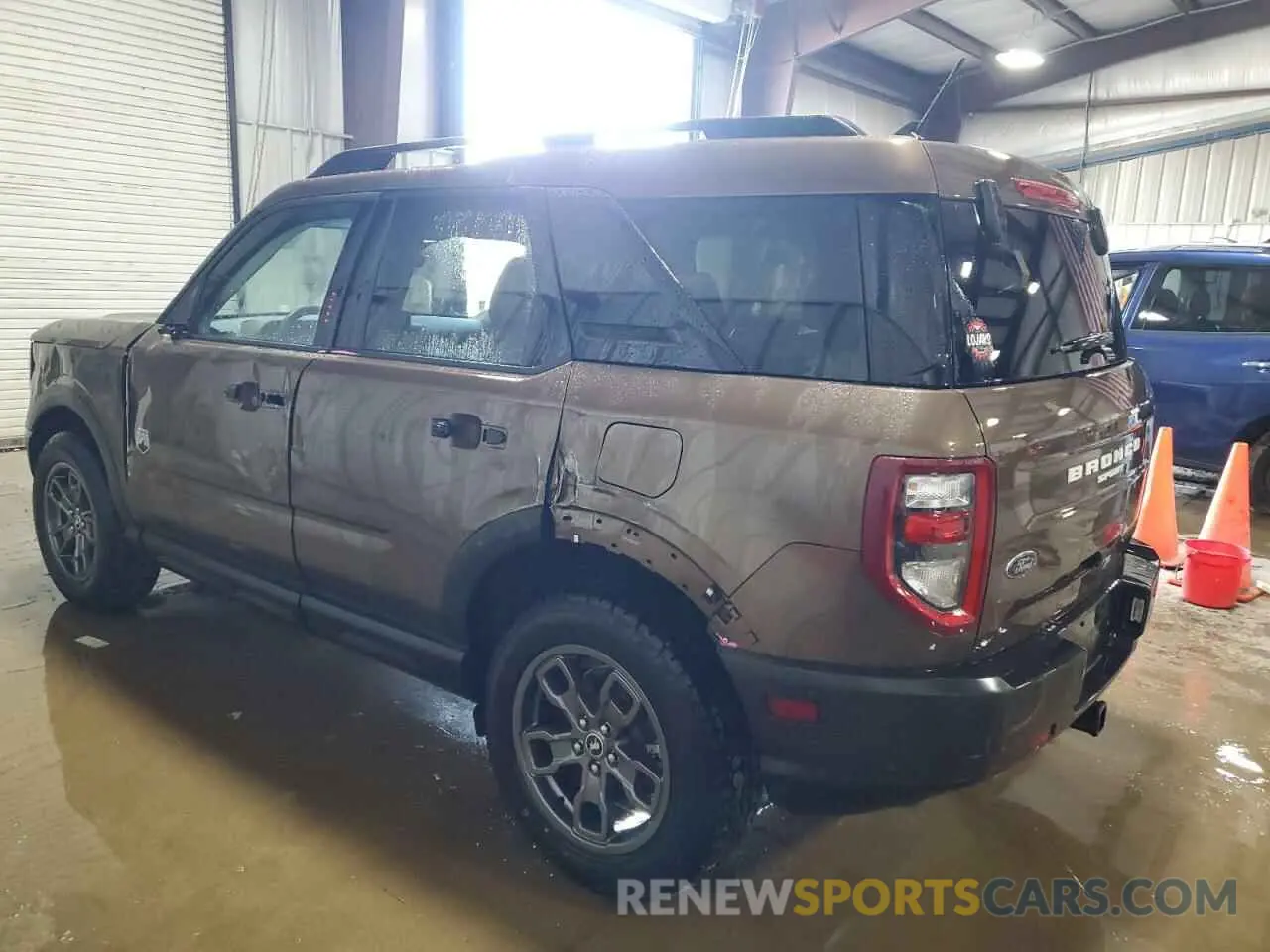 2 fotografías del automóvil dañado 3FMCR9B62NRE03781 FORD BRONCO 2022