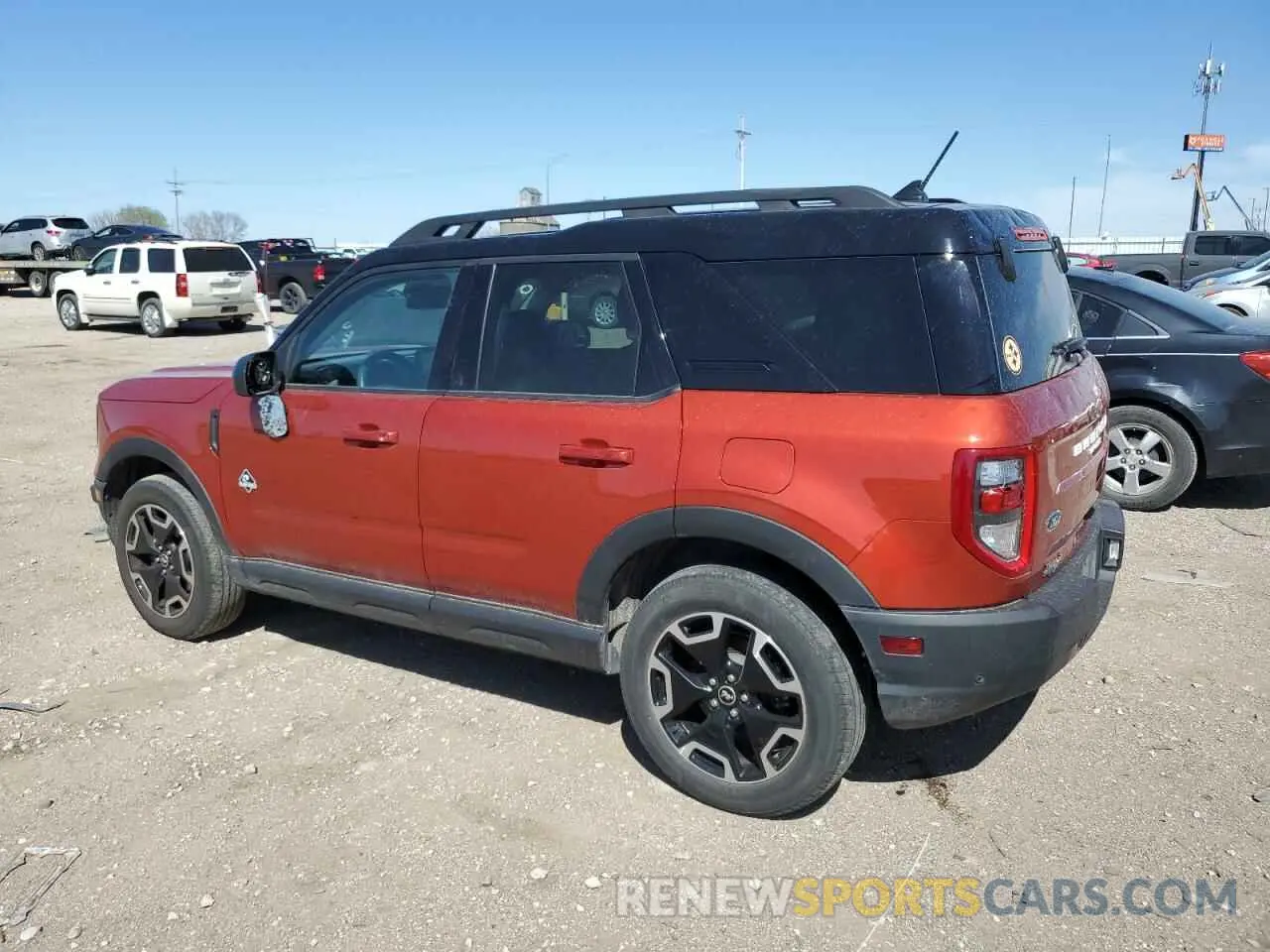 2 fotografías del automóvil dañado 3FMCR9C65NRE29225 FORD BRONCO 2022