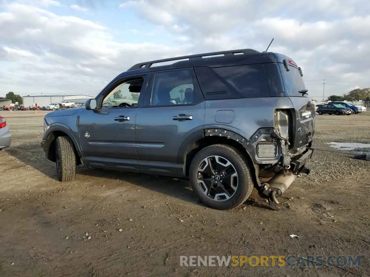 2 fotografías del automóvil dañado 3FMCR9C6XNRD25801 FORD BRONCO 2022