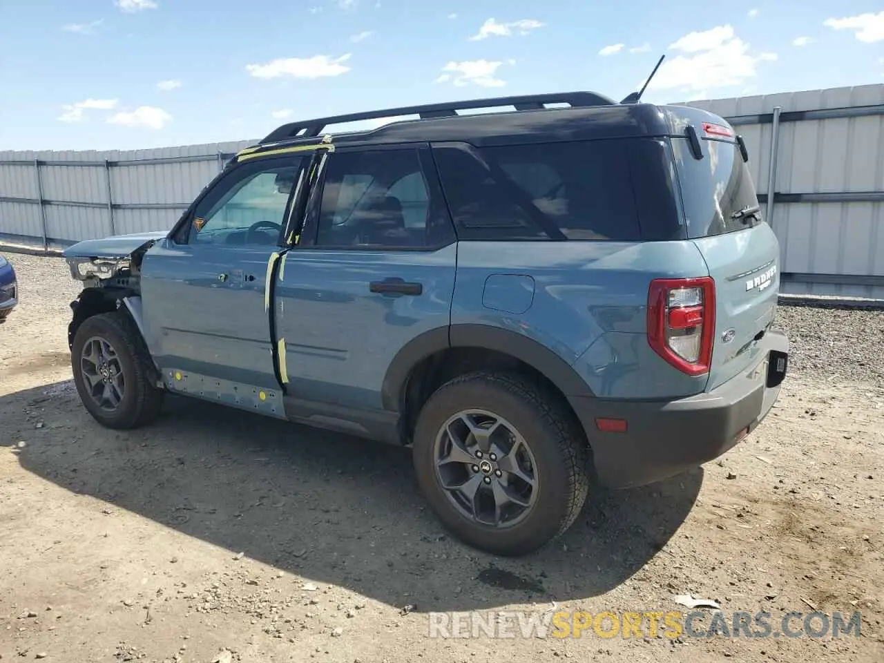 2 fotografías del automóvil dañado 3FMCR9D90NRD00317 FORD BRONCO 2022