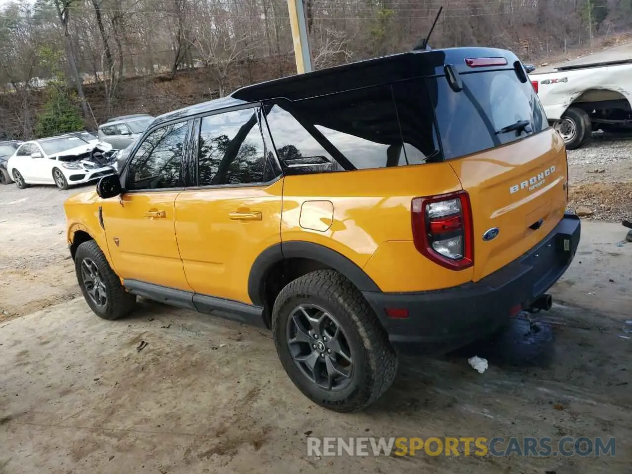 2 fotografías del automóvil dañado 3FMCR9D95NRD22815 FORD BRONCO 2022