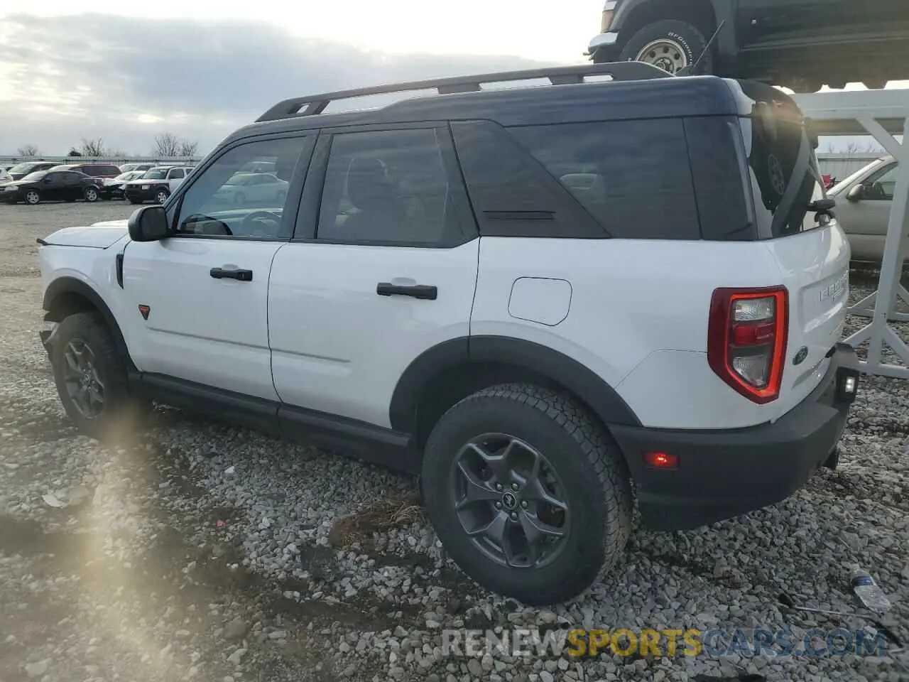2 fotografías del automóvil dañado 3FMCR9D97NRE22074 FORD BRONCO 2022