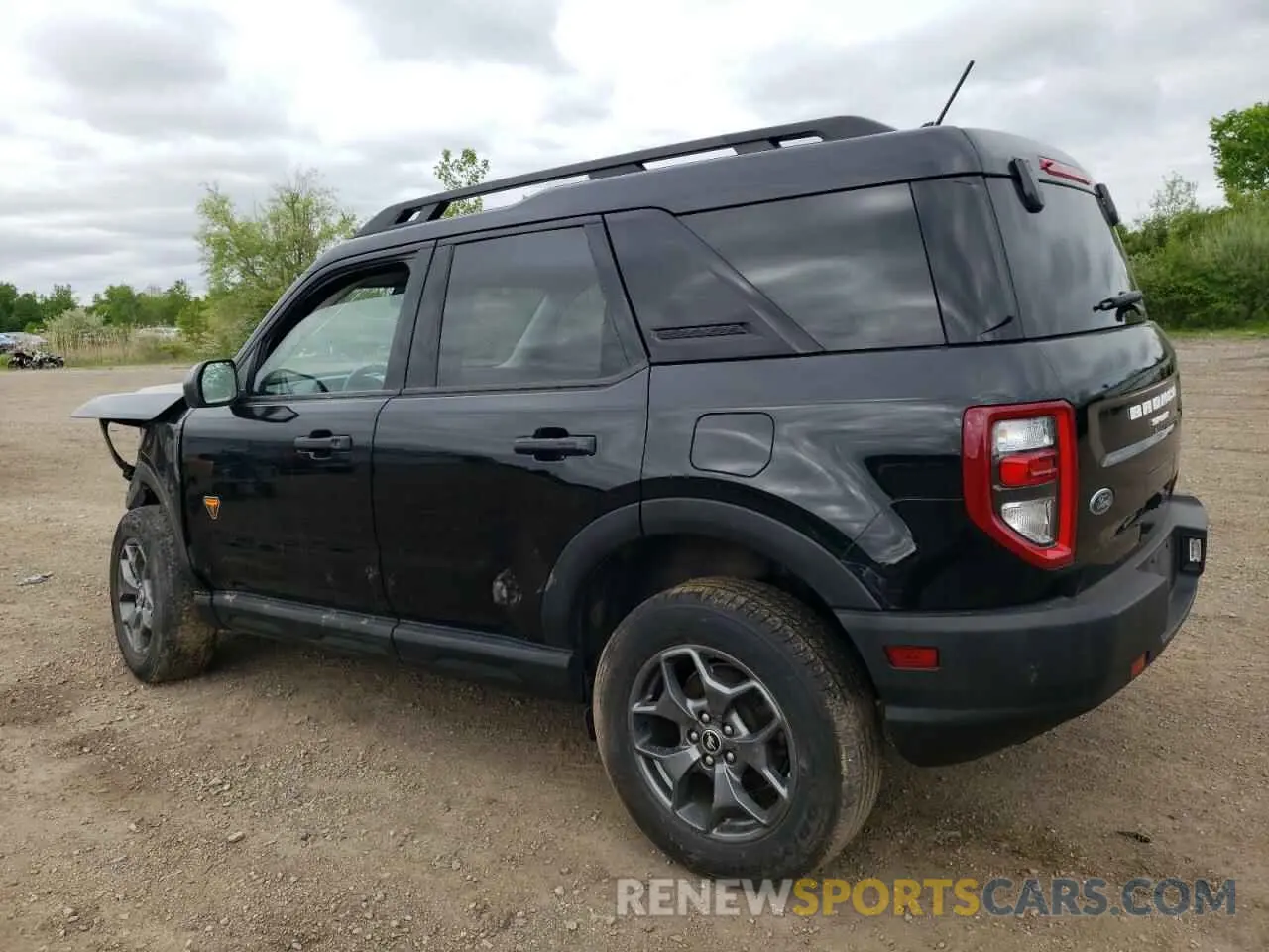 2 fotografías del automóvil dañado 3FMCR9D9XNRE21095 FORD BRONCO 2022