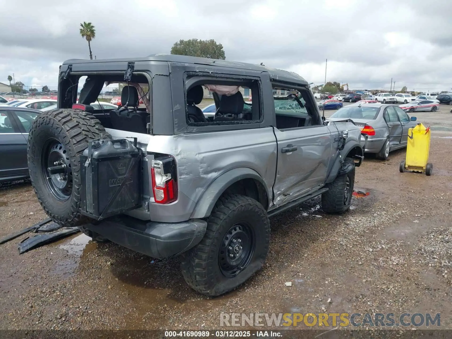 4 fotografías del automóvil dañado 1FMDE5AH9PLA86756 FORD BRONCO 2023