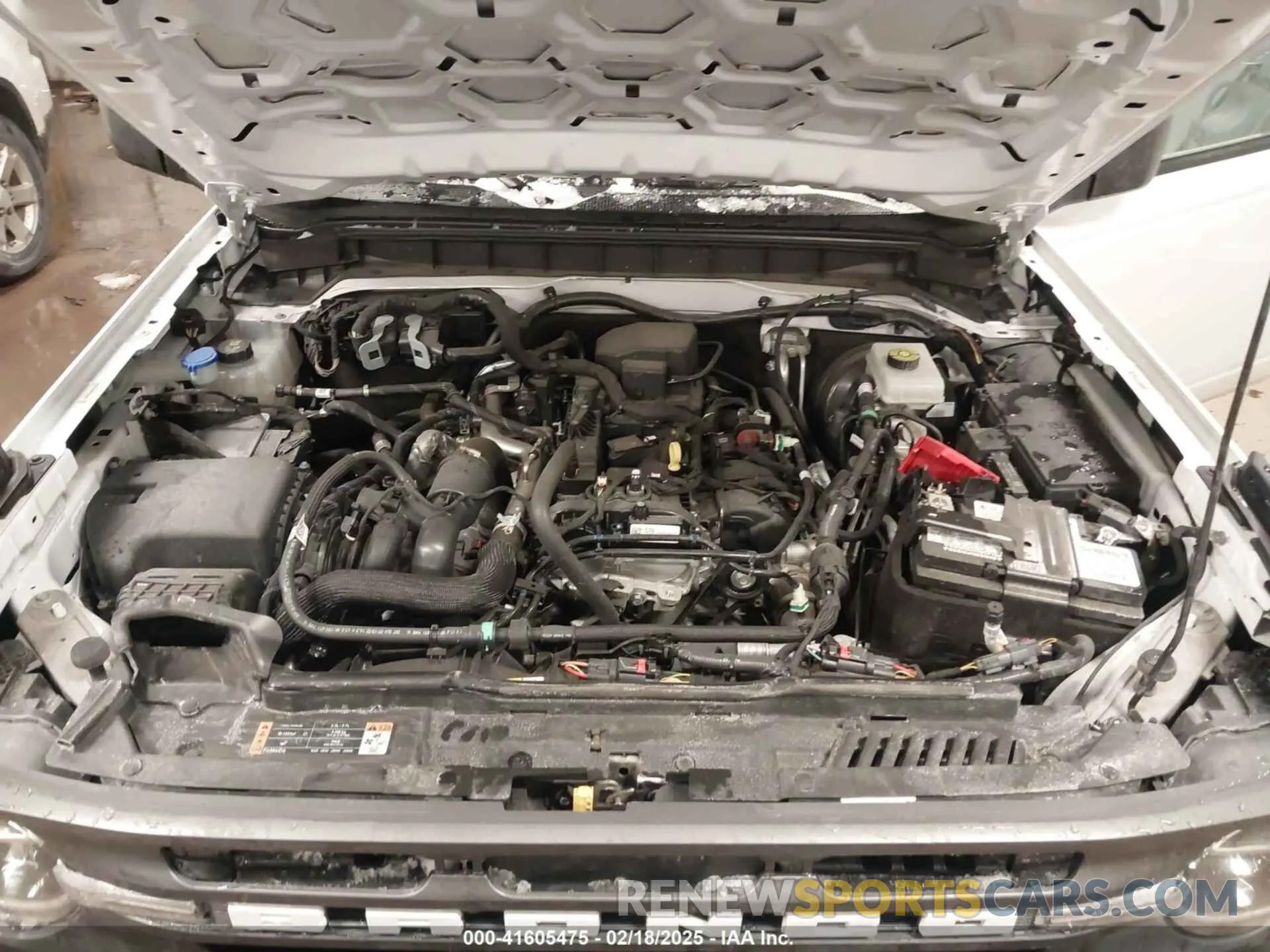 10 fotografías del automóvil dañado 1FMDE5AHXPLB20297 FORD BRONCO 2023