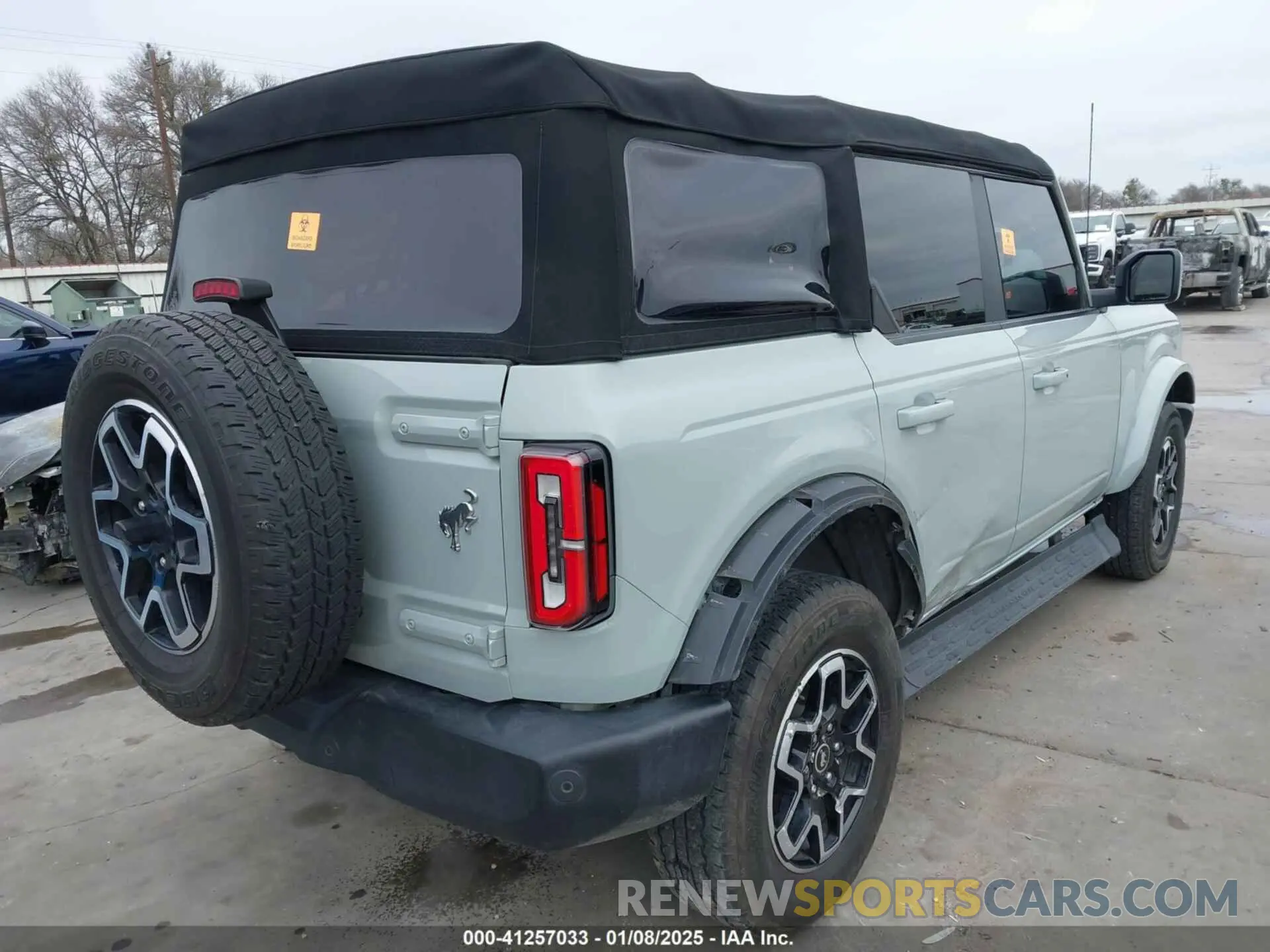 4 fotografías del automóvil dañado 1FMDE5BH1PLB06304 FORD BRONCO 2023
