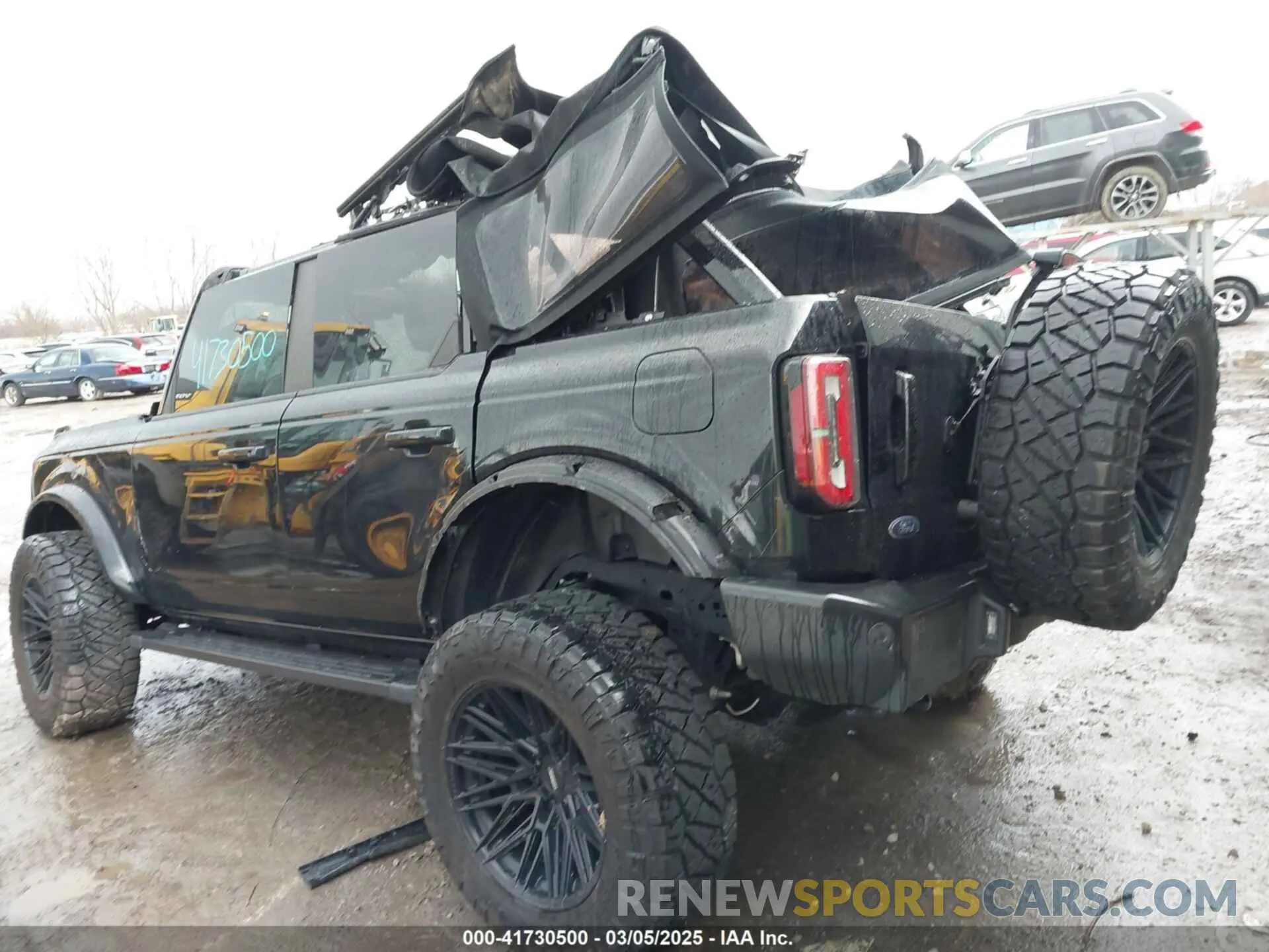 3 fotografías del automóvil dañado 1FMDE5BH3PLA99520 FORD BRONCO 2023