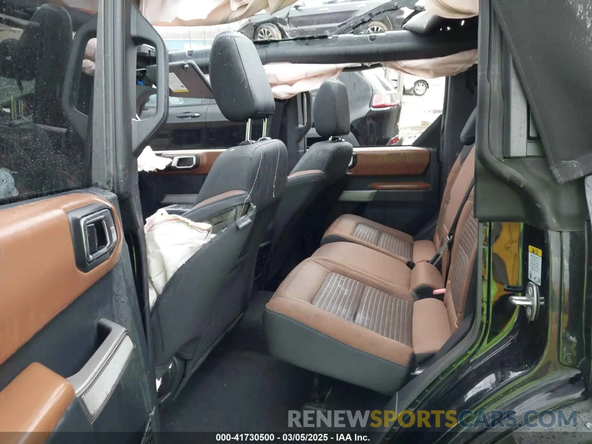 8 fotografías del automóvil dañado 1FMDE5BH3PLA99520 FORD BRONCO 2023