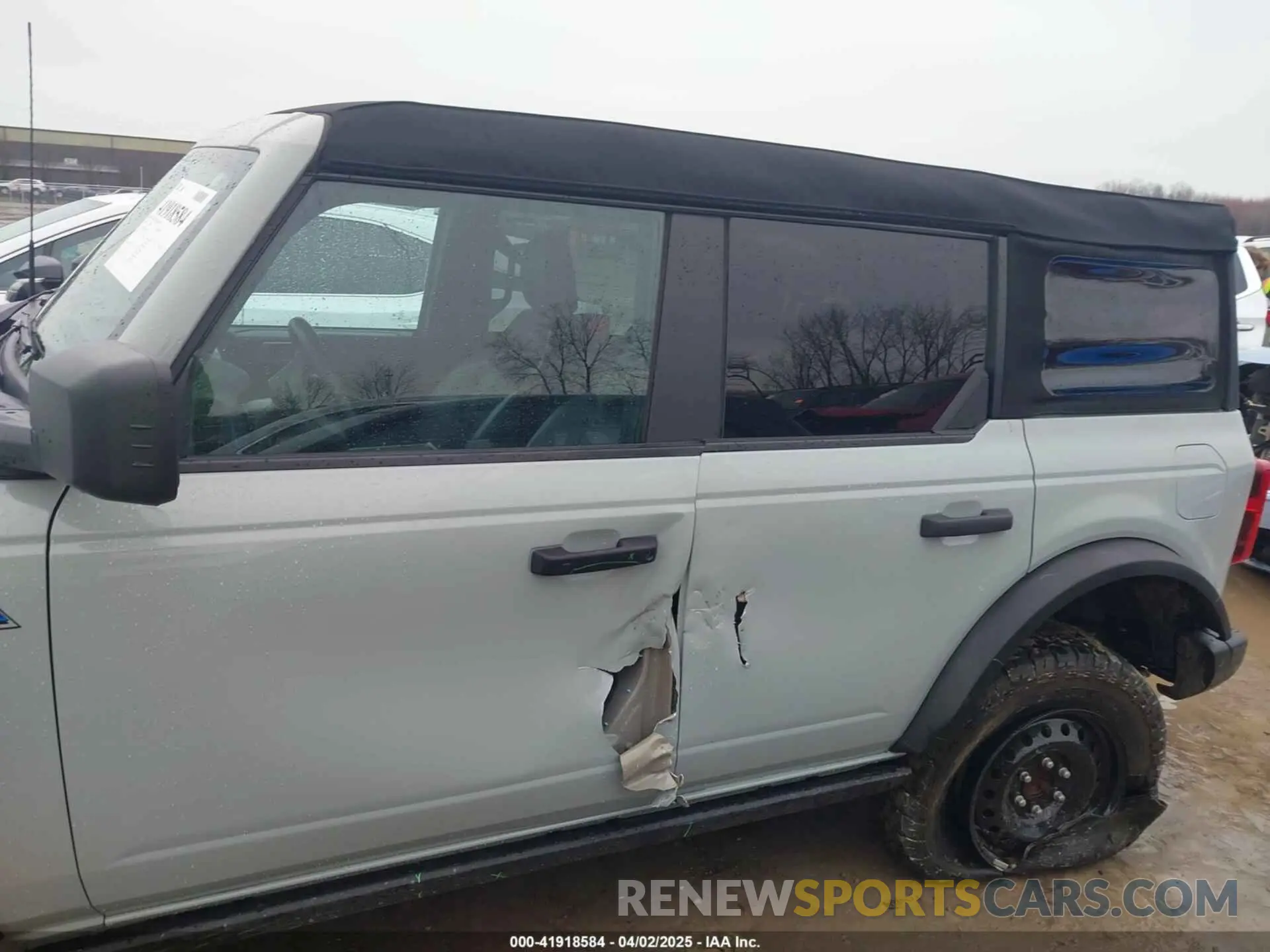 14 fotografías del automóvil dañado 1FMDE5BH4PLB16762 FORD BRONCO 2023