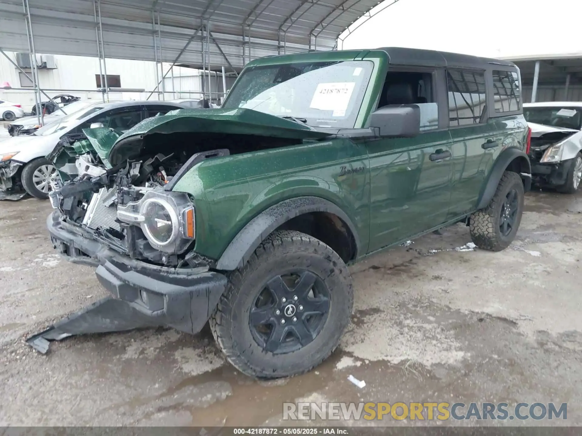 2 fotografías del automóvil dañado 1FMDE5BH4PLB88500 FORD BRONCO 2023