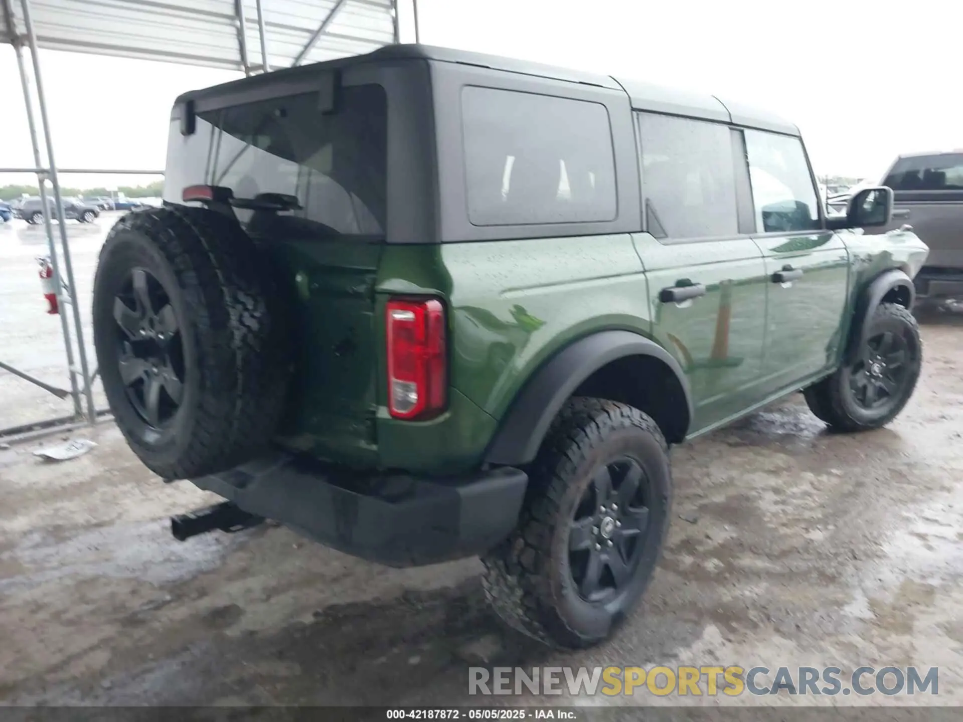 4 fotografías del automóvil dañado 1FMDE5BH4PLB88500 FORD BRONCO 2023