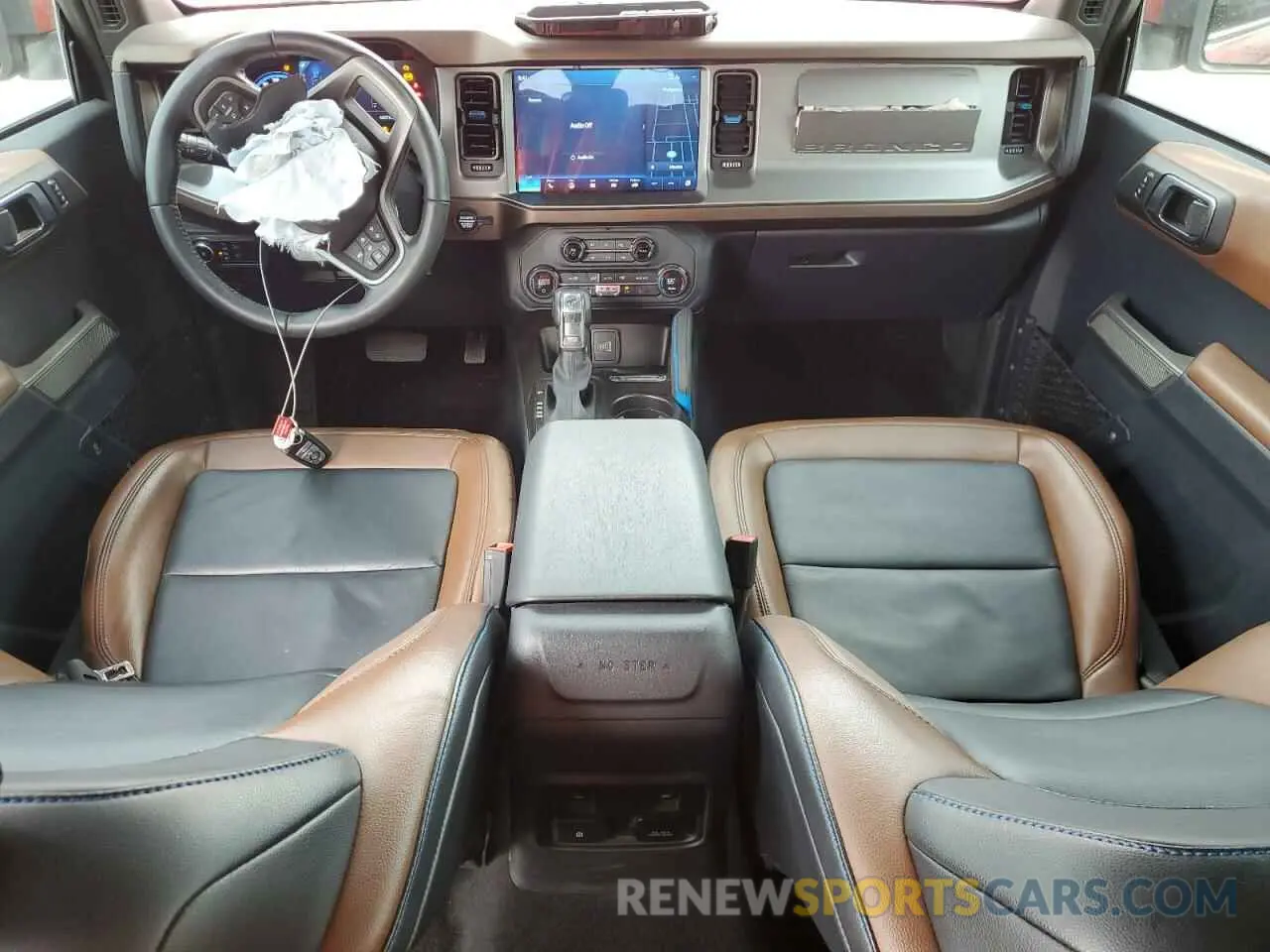 8 fotografías del automóvil dañado 1FMDE5BH6PLB57099 FORD BRONCO 2023