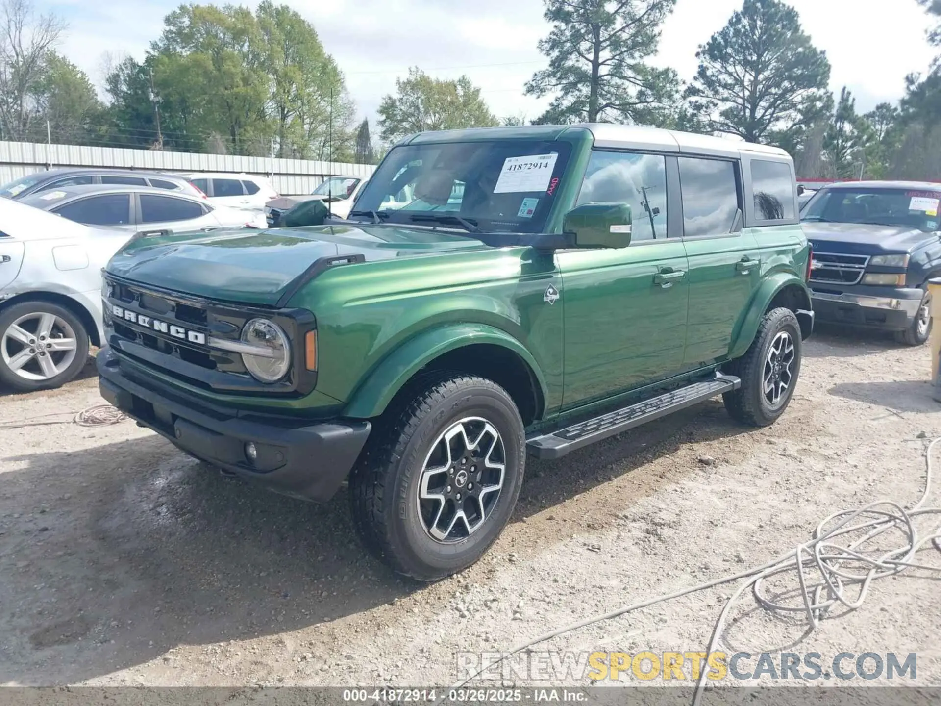 2 fotografías del automóvil dañado 1FMDE5BH7PLC03247 FORD BRONCO 2023