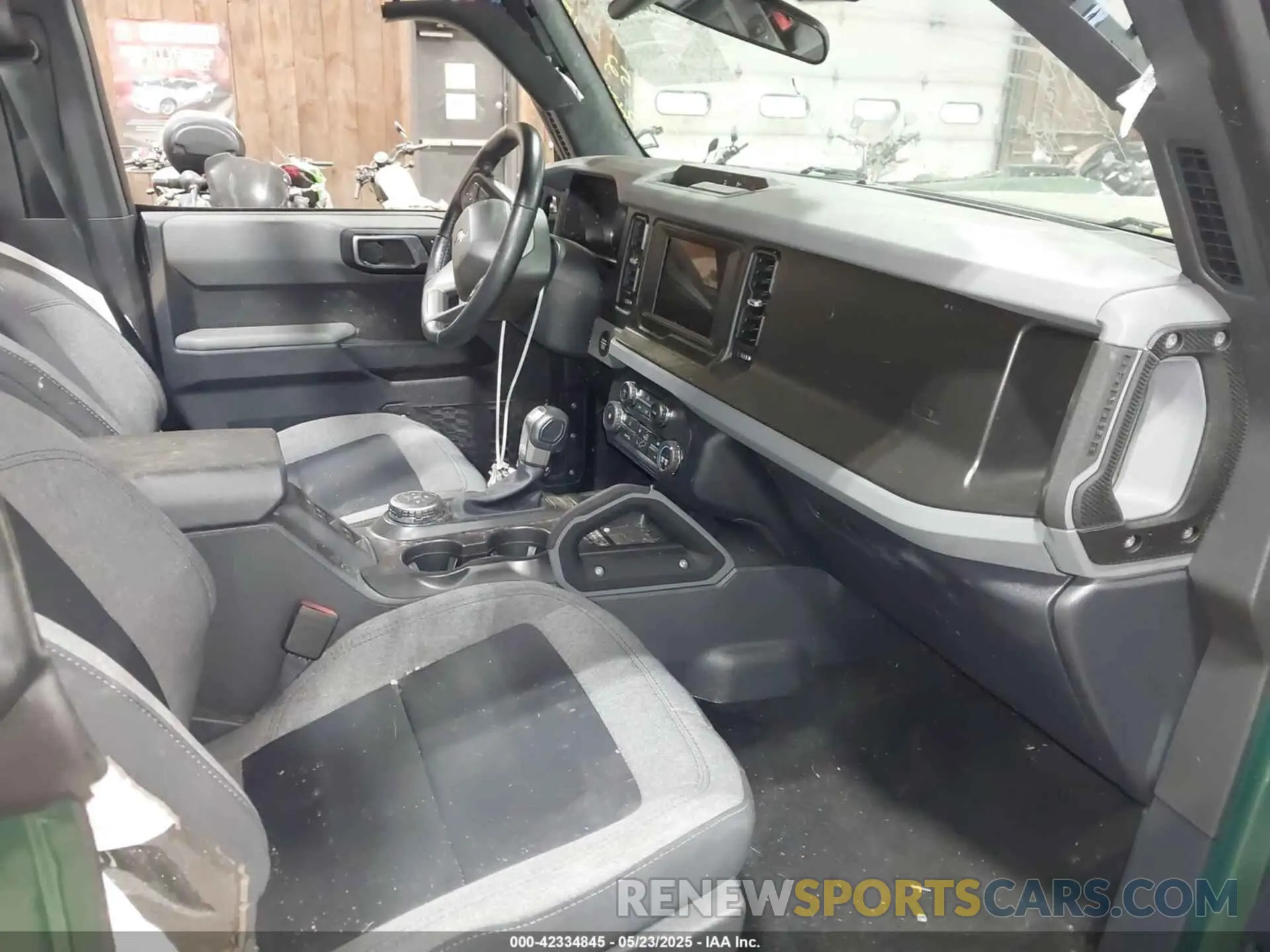 5 fotografías del automóvil dañado 1FMDE5BH8PLB29322 FORD BRONCO 2023