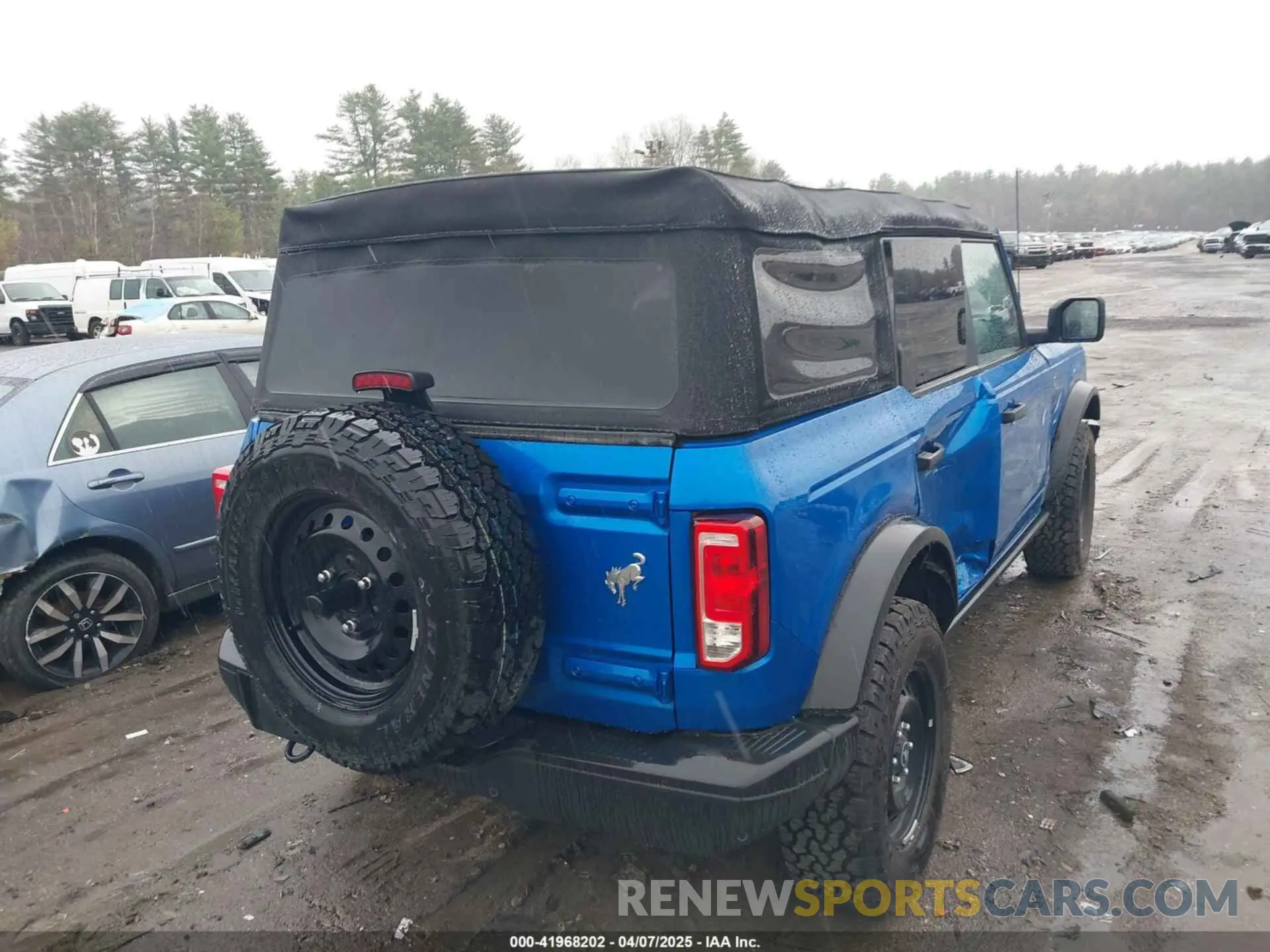 4 fotografías del automóvil dañado 1FMDE5BH8PLB71229 FORD BRONCO 2023